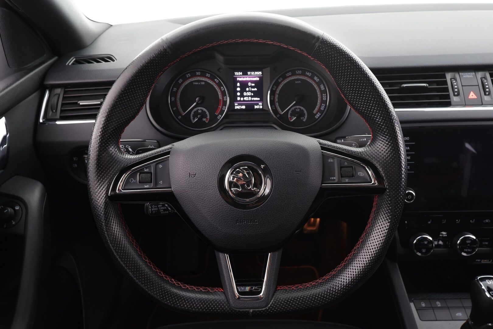 Skoda Octavia 2019 Combi 2,0 TDI 184 RS DSG * ACC / Webasto / LED / Sportti Penkit /  P.Kamera / Kaistavahti / Keyless * - Suomi auto / Merkkihuollettu / Kahdet renkaat - HULLUT JOULUT KORKOTARJOUS 2,49% 