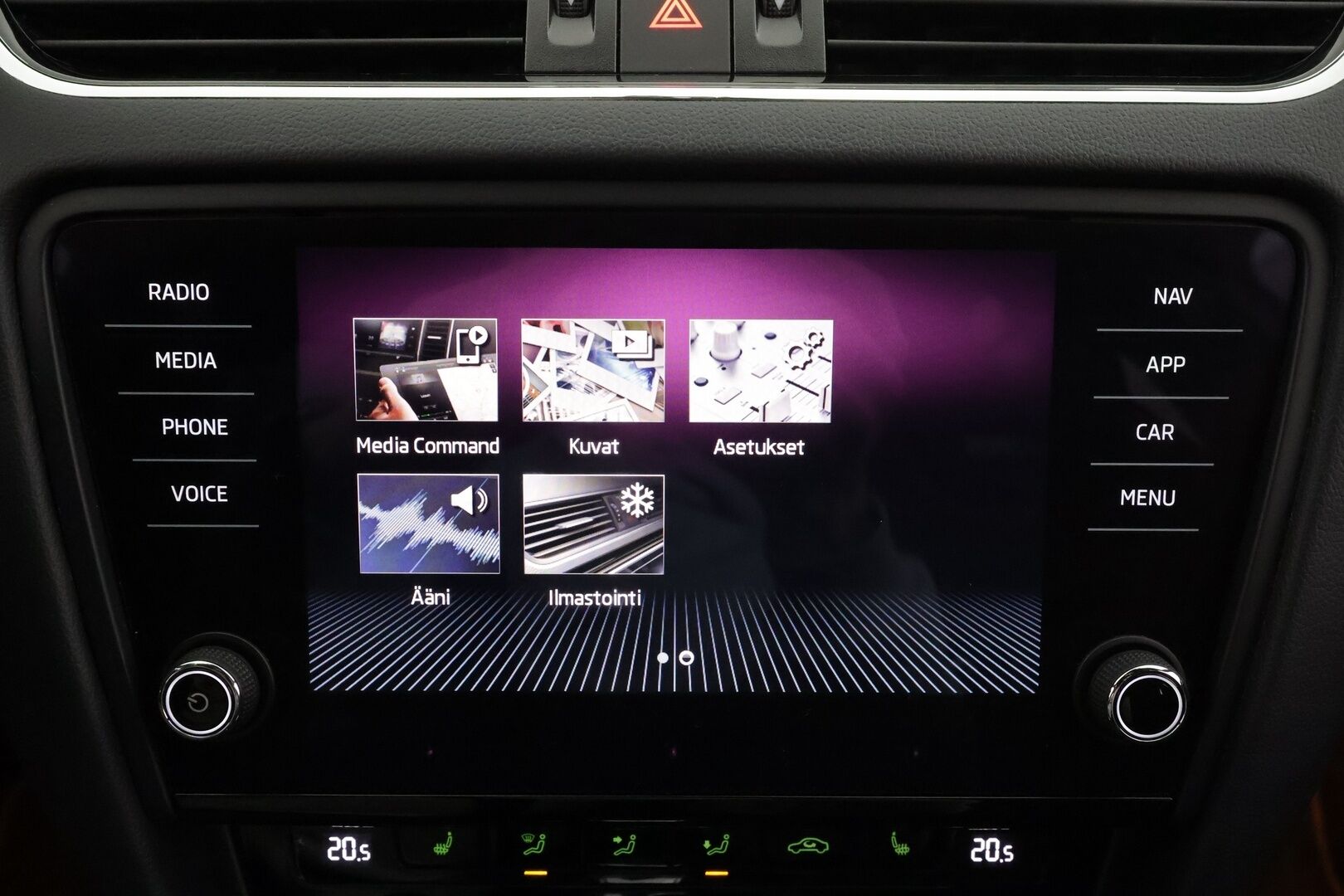 Skoda Octavia 2019 Combi 2,0 TDI 184 RS DSG Autom. * Webasto / Adapt.Vakkari / LED / Sporttipenkit / Peruutuskamera / Kaistavahti / KeyLess - Suomi auto / Merkkihuollettu / Kahdet renkaat