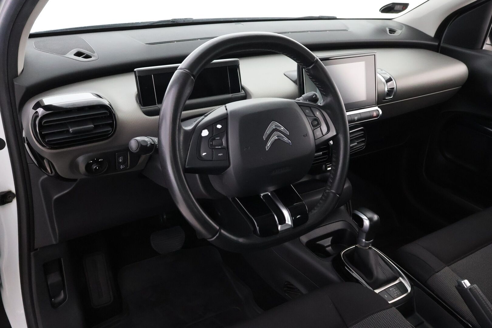 Citroen C4 Cactus 2019 PureTech 110 Feel Limited Automaatti - Suomiauto | Vakkari | Lohko&Sisäpistoke | Peruutustutka | Digimittari | Todella Siisti!