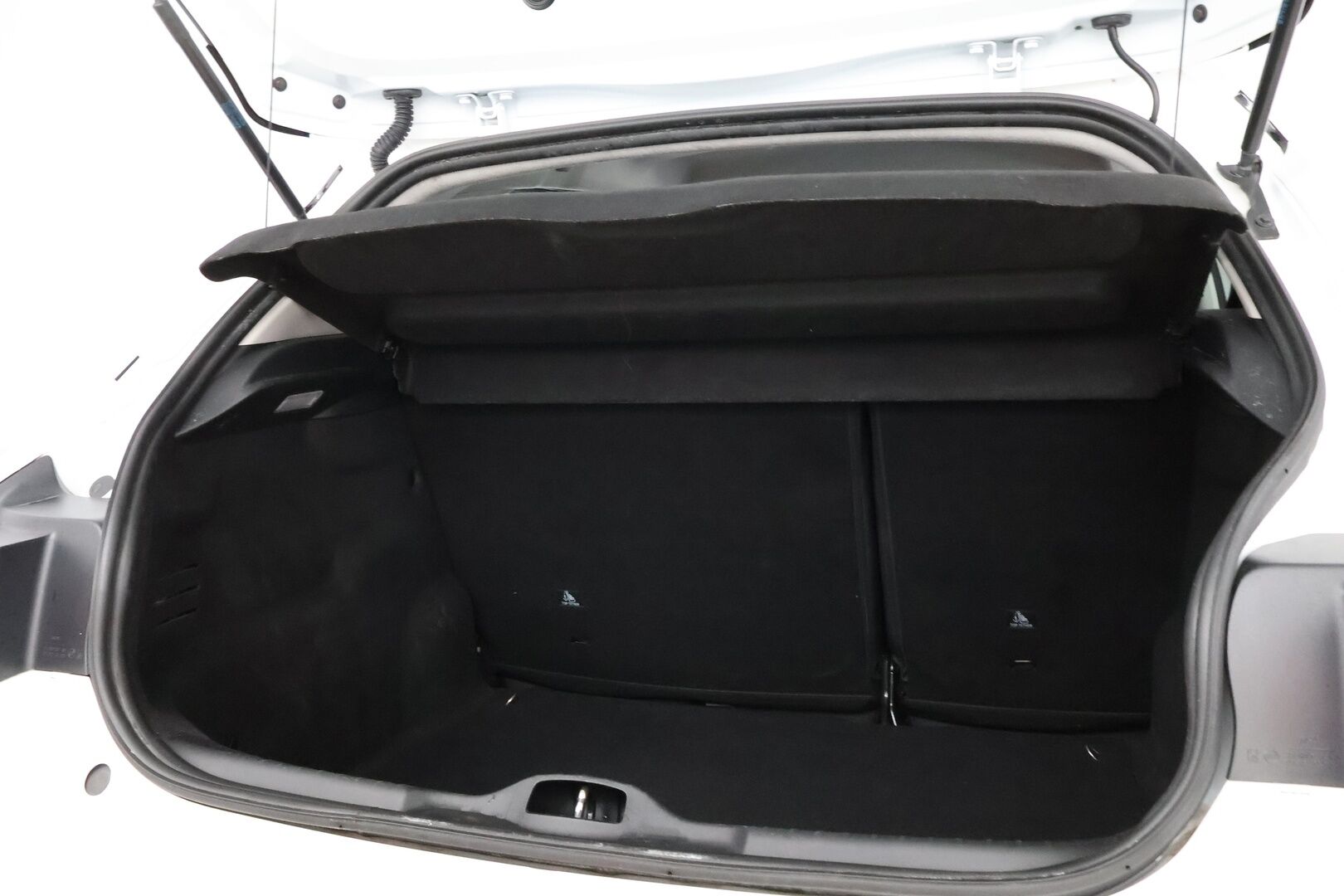 Citroen C4 Cactus 2019 PureTech 110 Feel Limited Automaatti - Suomiauto | Vakkari | Lohko&Sisäpistoke | Peruutustutka | Digimittari | Todella Siisti!