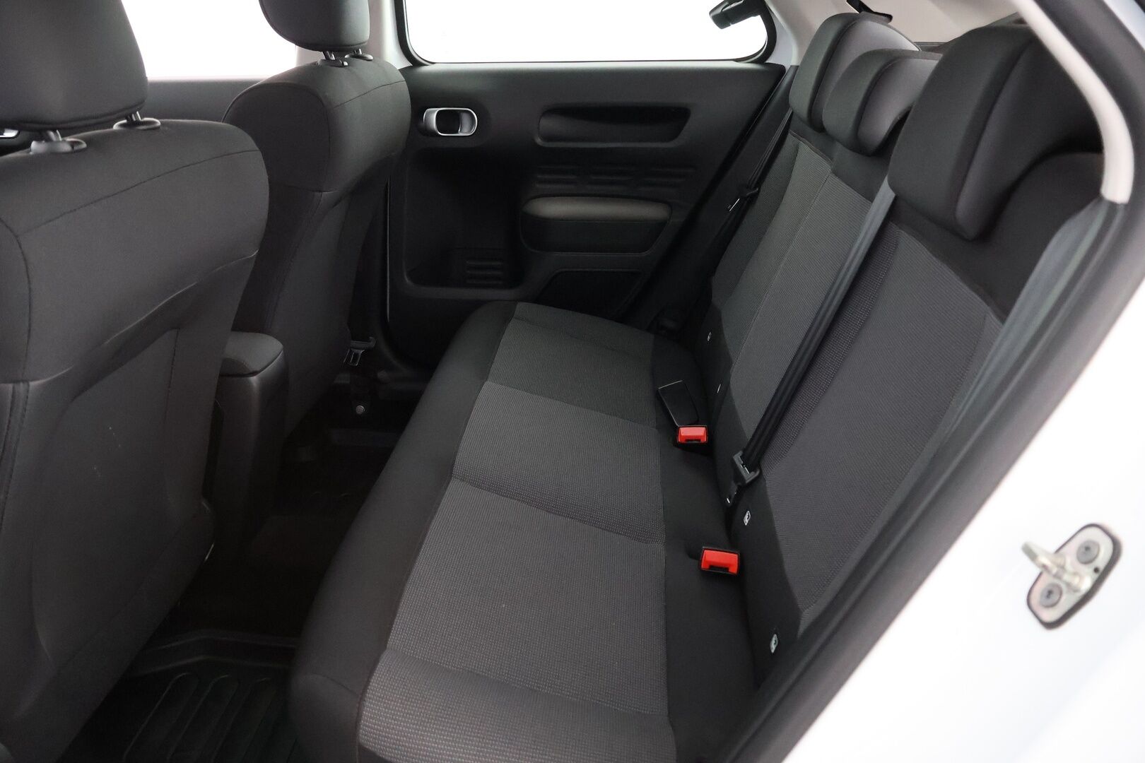 Citroen C4 Cactus 2019 PureTech 110 Feel Limited Automaatti - Suomiauto | Vakkari | Lohko&Sisäpistoke | Peruutustutka | Digimittari | Todella Siisti!