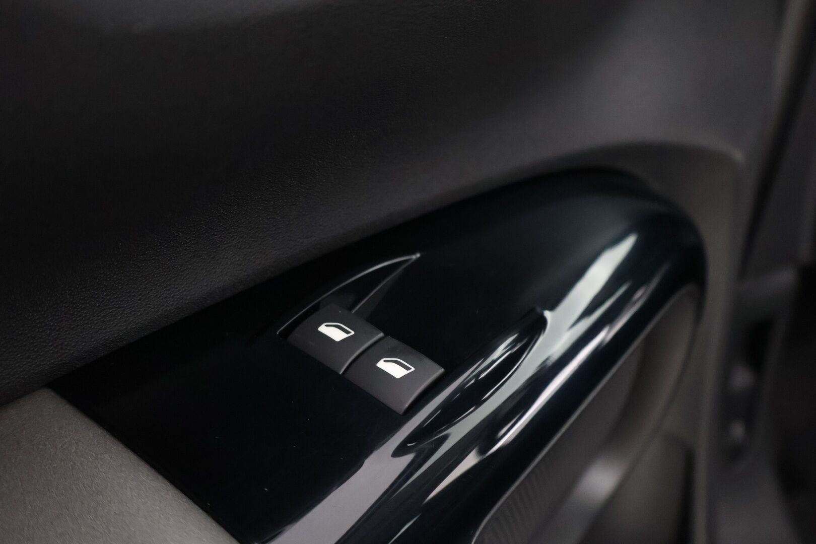 Citroen C4 Cactus 2019 PureTech 110 Feel Limited Automaatti - Suomiauto | Vakkari | Lohko&Sisäpistoke | Peruutustutka | Digimittari | Todella Siisti!