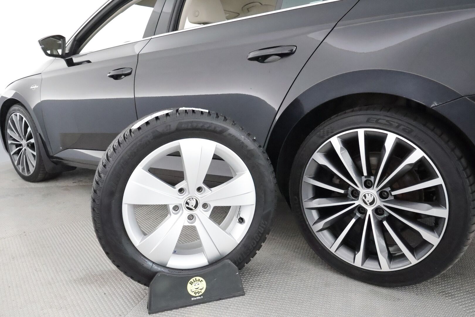 Skoda Superb 2017 Combi 2.0 TDI 190 4x4 L&K DSG **Canton / Webasto / Koukku / Adapt.Vakkari / Xenon / Muistipenkki / Kaistavahti** - Kahdet Renkaat / Merkkihuollettu! / Laurin & Klement / P-Kamera
