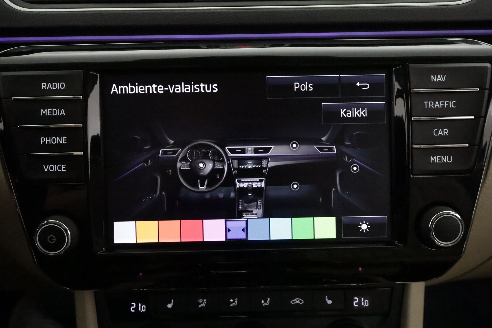 Skoda Superb 2017 Combi 2.0 TDI 190 4x4 L&K DSG **Canton / Webasto / Koukku / Adapt.Vakkari / Xenon / Muistipenkki / Kaistavahti** - Kahdet Renkaat / Merkkihuollettu! / Laurin & Klement / P-Kamera