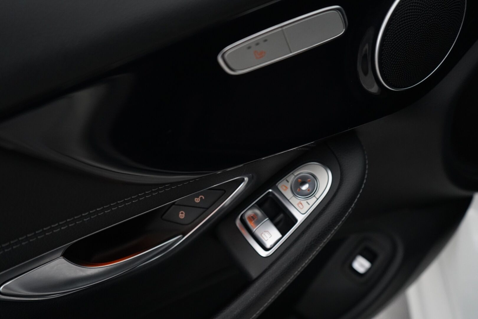 Mercedes-Benz C 2016 220 d Coupe A * Peruutuskamera / Sporttipenkit / Vakkari / Osasähköt / Led!  * - HULLUT BLACKWEEK JATKOT - KORKOTARJOUS 2,49%