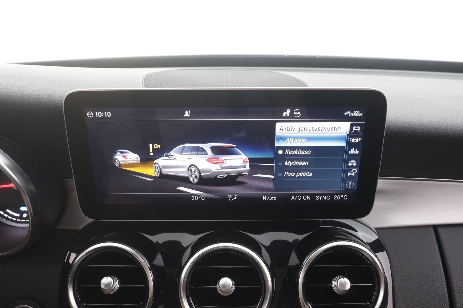Mercedes-Benz C 2019 200 4Matic T A Business AMG - | Panorama | Webasto | Koukku | LED-High Performance | P.Kamera | Navi | Vakkari | Sporttipenkit | Suomi-auto | Kahdet renkaat |