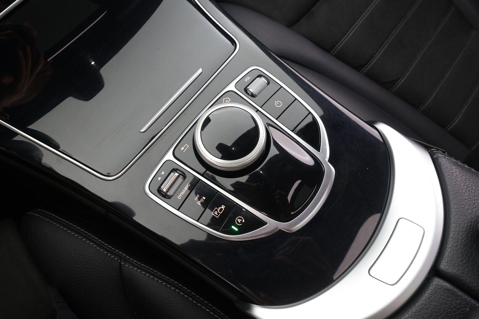 Mercedes-Benz C 2019 200 4Matic T A Business AMG - | Panorama | Webasto | Koukku | LED-High Performance | P.Kamera | Navi | Vakkari | Sporttipenkit | Suomi-auto | Kahdet renkaat |
