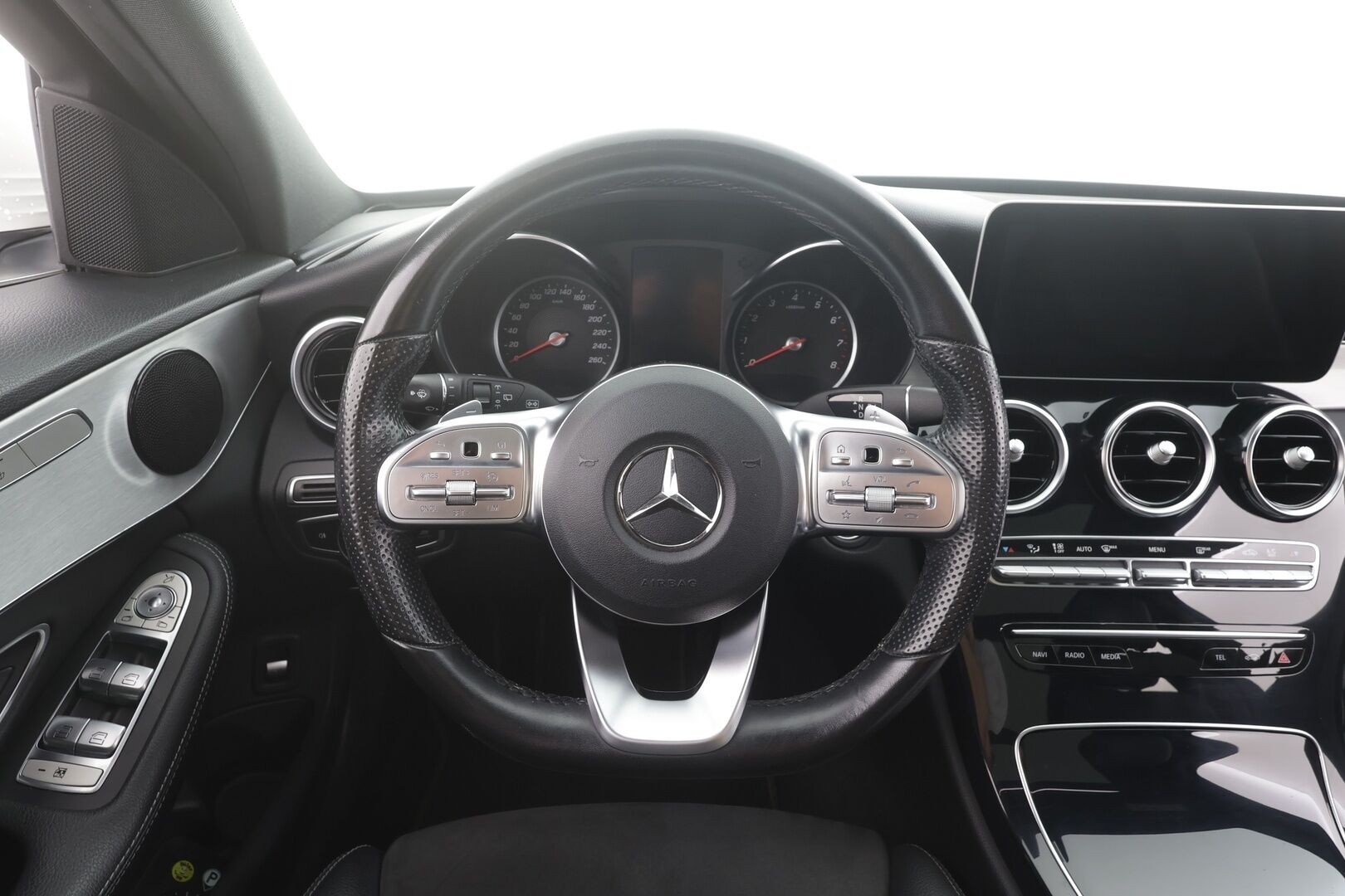 Mercedes-Benz C 2019 200 4Matic T A Business AMG - | Panorama | Webasto | Koukku | LED-High Performance | P.Kamera | Navi | Vakkari | Sporttipenkit | Suomi-auto | Kahdet renkaat |