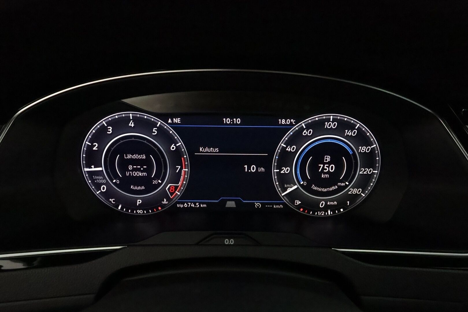 Volkswagen Arteon 2019 R-Line Limited Edition 1,5 TSI EVO 110 kW (150 hv) DSG **Adapt.vakkari / Webasto / P.tutkat / Sporttipenkit / LED** - 1.om Suomi-auto / Kahdet renkaat aluvanteilla / Nahka-Alcantara / digimittaristo / KeylessGo