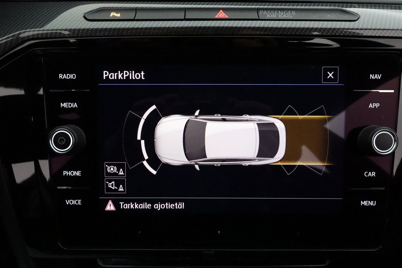 Volkswagen Arteon 2019 R-Line Limited Edition 1,5 TSI EVO 110 kW (150 hv) DSG **Adapt.vakkari / Webasto / P.tutkat / Sporttipenkit / LED** - 1.om Suomi-auto / Kahdet renkaat aluvanteilla / Nahka-Alcantara / digimittaristo / KeylessGo