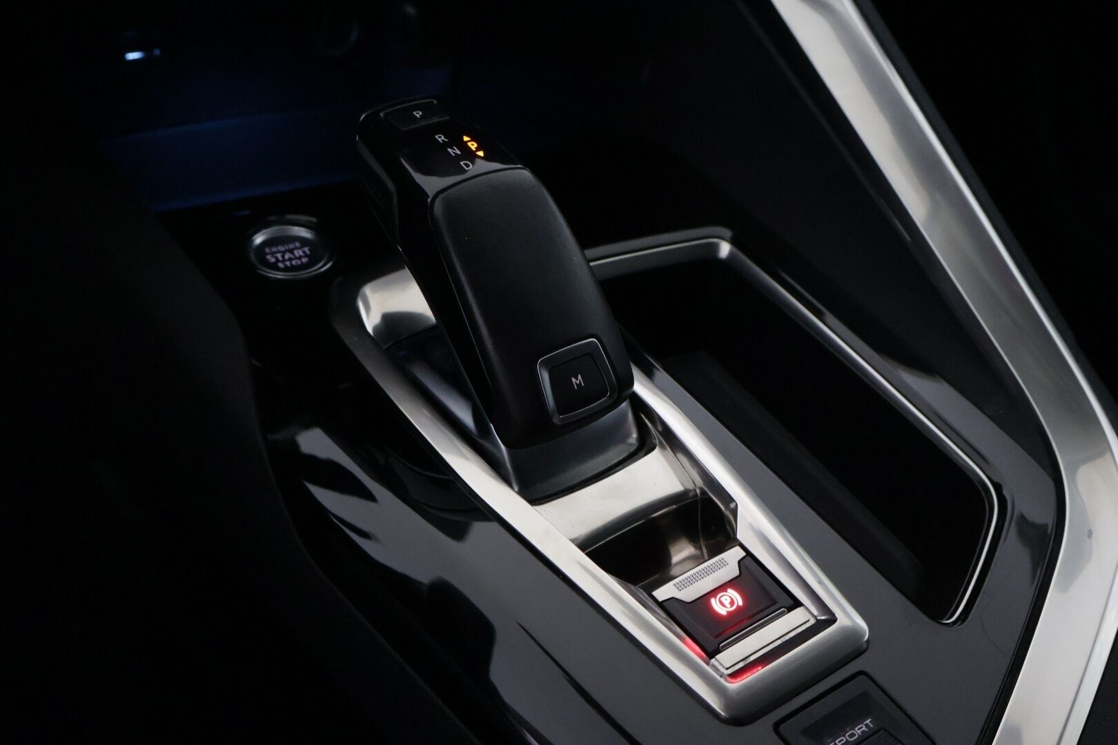 Peugeot 5008 2019 Allure PureTech 130 EAT8-automaatti 7P *Muistipenkki / BLIS / Digimittaristo / Koukku / Kessy / Carplay / P.Tutkat* - Hiljattain Katsastettu / Huippurenkaat / 7P