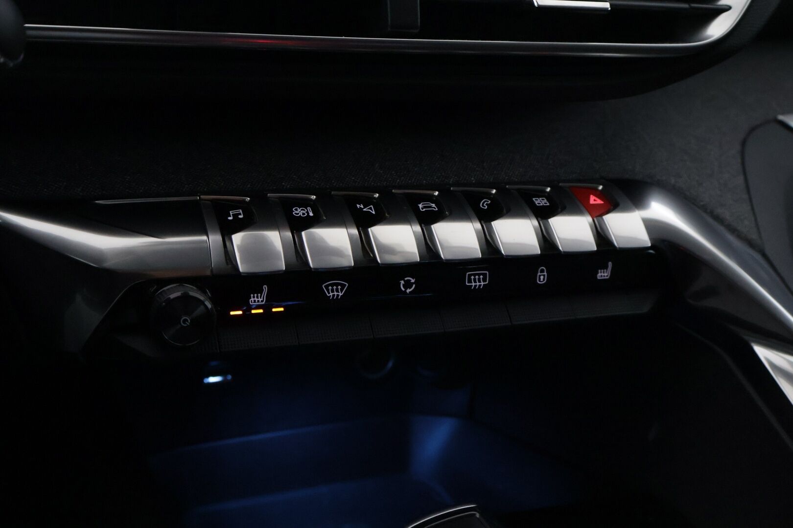 Peugeot 5008 2019 Allure PureTech 130 EAT8-automaatti 7P - YritysOutlet - Myydään vain yrityksille - – Tämä auto myydään YritysOutlet -valikoimasta vain yritykselle