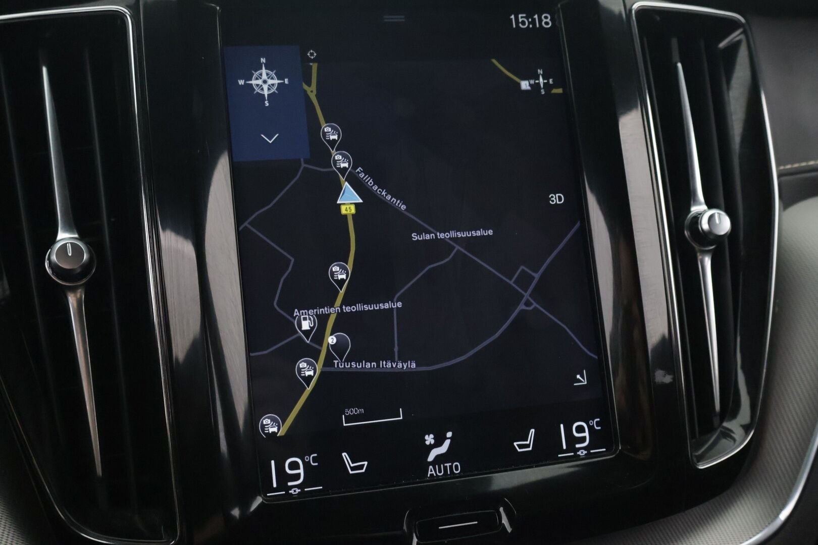 Volvo XC60 2019 D4 AWD Business R-Design aut - ACC | Webasto | Vetokoukku | P-Kamera | Muistipenkki | Sähköluukku | 2-omisteinen | Merkkihuollettu | Jakohihna vaihdettu 12/2025 | 2x Volvon aluvanteet 