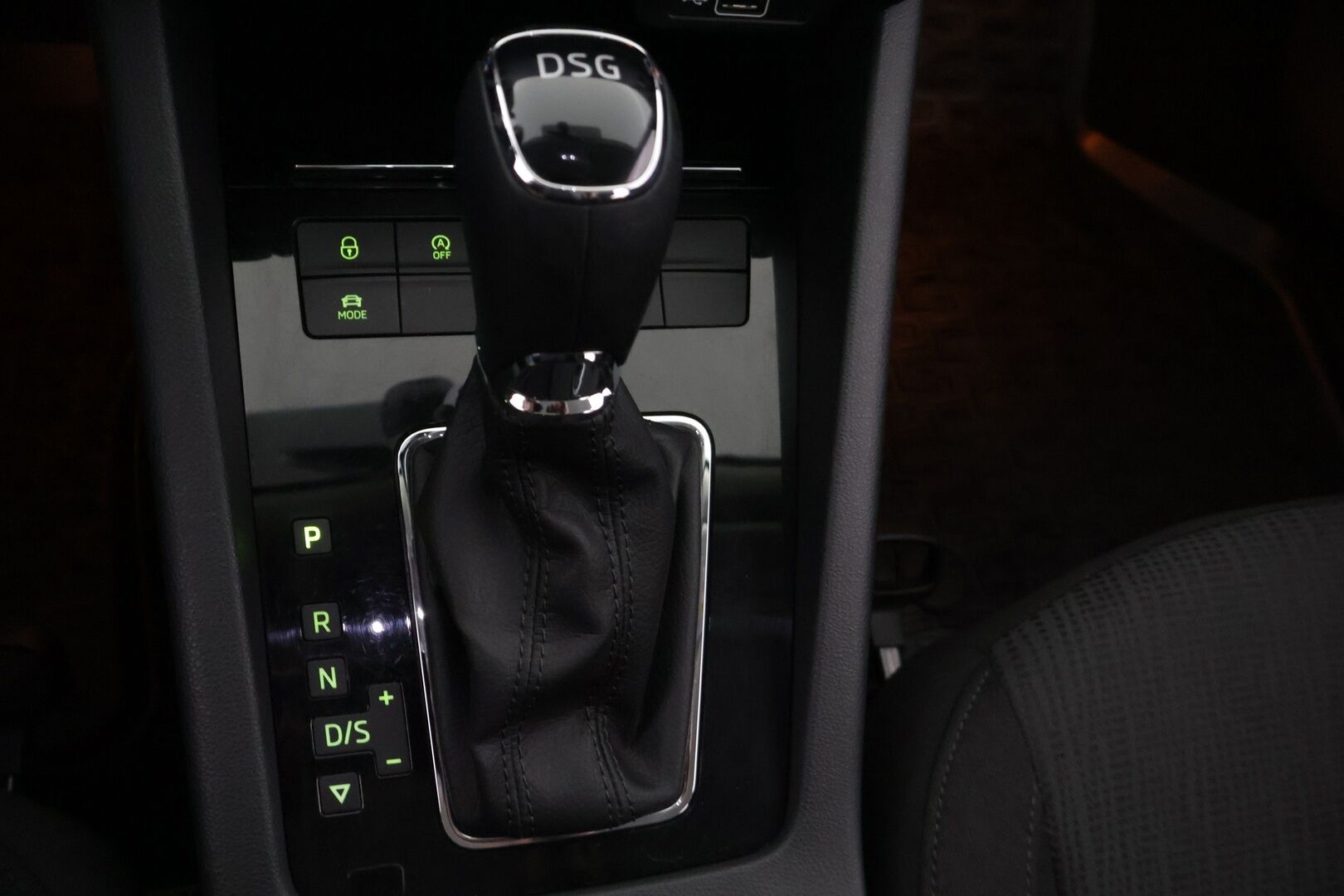 Skoda Octavia 2019 Combi 1,5 TSI Style DSG Autom *ACC / Digimittaristo / Webasto / BLIS / Läm.Lasi / Keyless / LED * - *Huippuvarustelu / Suomi-Auto*