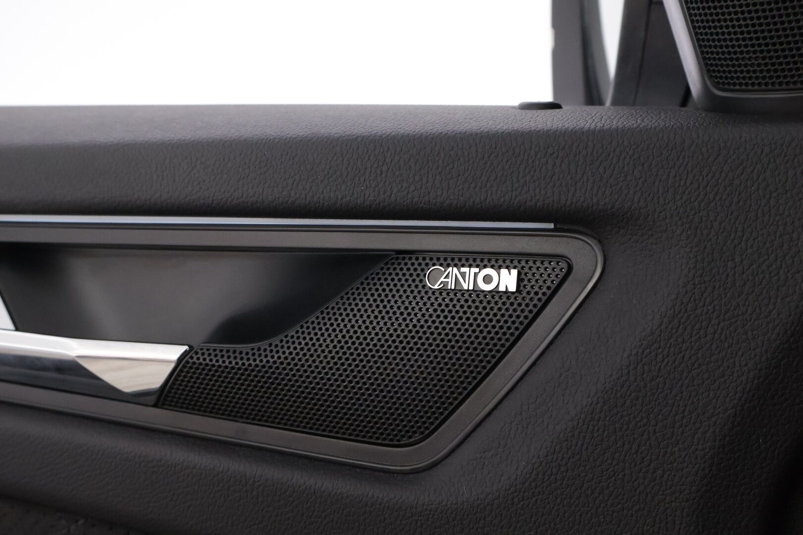 Skoda Kodiaq 2019 2,0 TDI 240 4x4 RS DSG Autom. - Webasto | ACC | Digimittari | Canton | Vetokoukku | Nahka-Alcantara | Peruutuskamera | 7-Paikkainen | KeylessGo | Lämpölasi | Supervarusteet | RS!