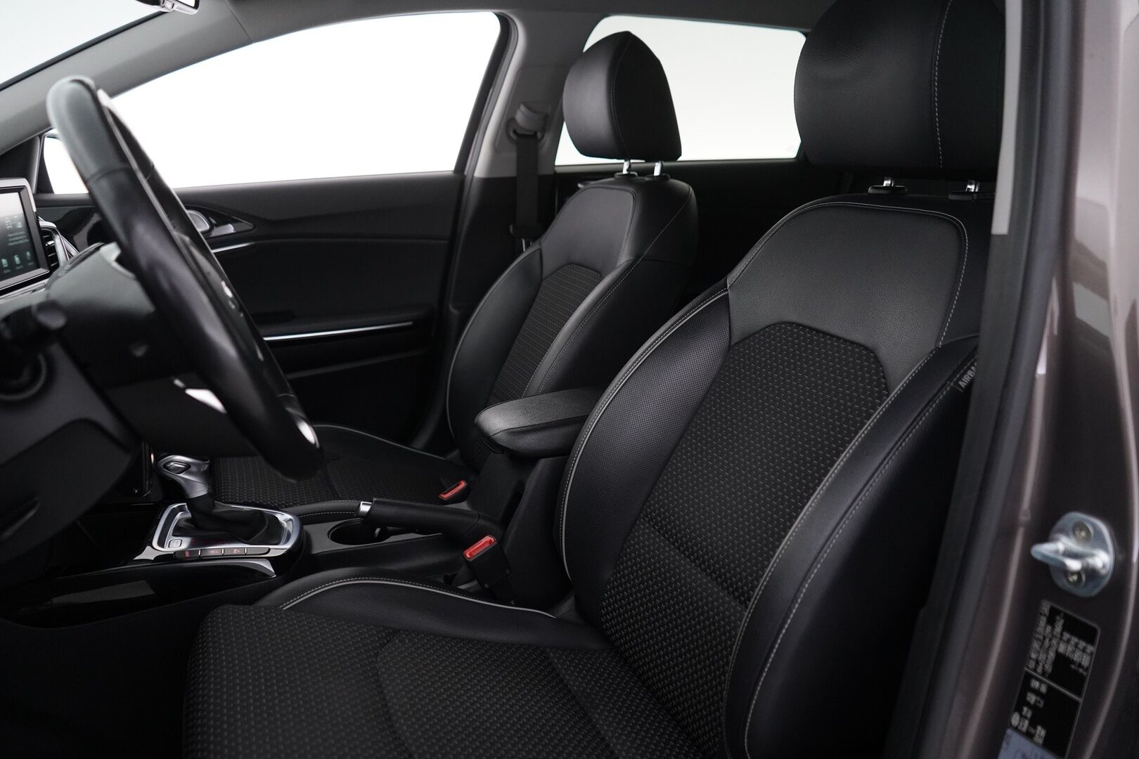 Kia Ceed 2020 1,4 T-GDI ISG 140hv EX SW DCT A/T EcoDynamics *Kamera / Puolinahat / Ratinlämmitys / Kahdet OEM vanteet* - Suomi-auto / 1.Om / Kahdet Kian vanteet / Merkkihuollot