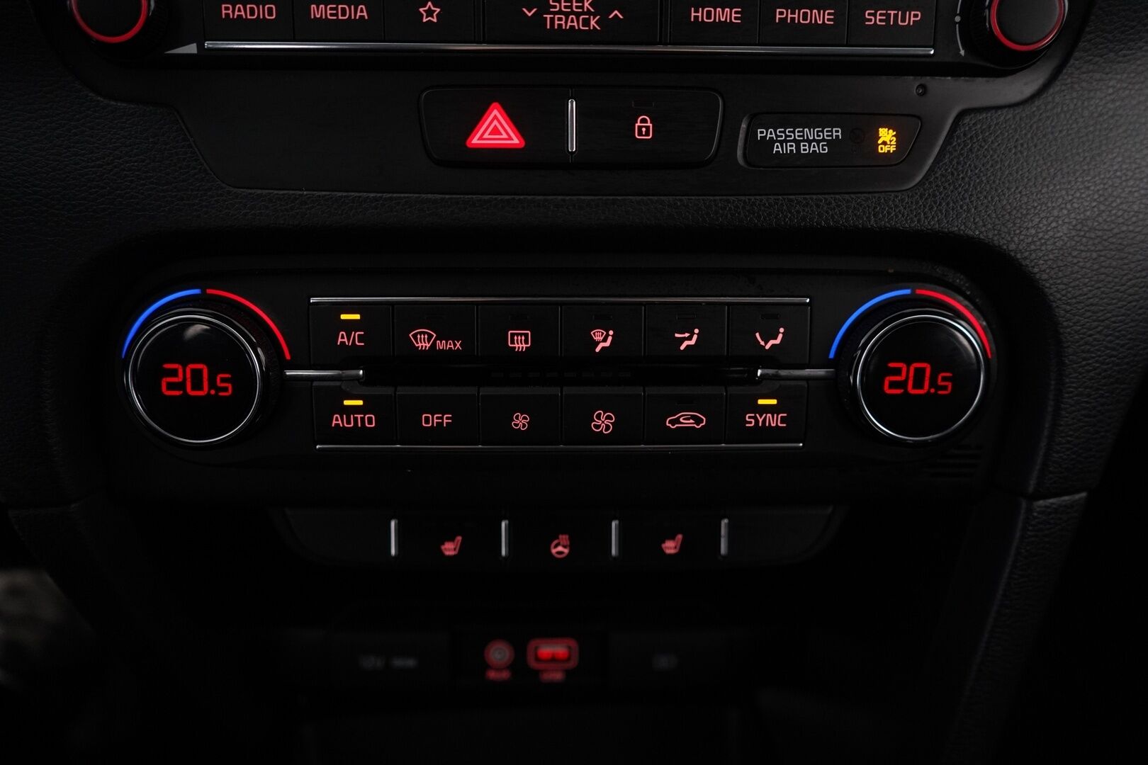 Kia Ceed 2020 1,4 T-GDI ISG 140hv EX SW DCT A/T EcoDynamics *Kamera / Puolinahat / Ratinlämmitys / Kahdet OEM vanteet* - Suomi-auto / 1.Om / Kahdet Kian vanteet / Merkkihuollot
