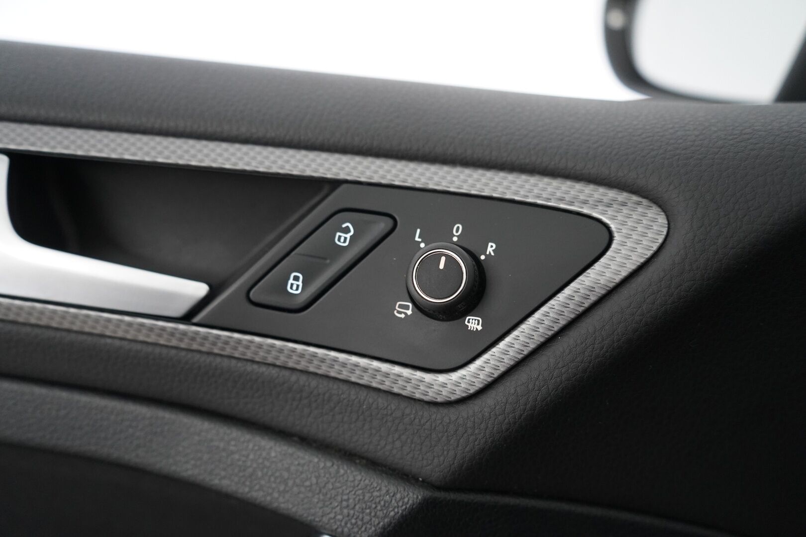 Volkswagen Golf 2019 Variant Alltrack 2,0 TDI SCR 110 kW (150 hv) 4MOTION DSG-automaatti - ACC | Webasto | Digimittaristo | Koukku | Peruutuskamera | Kahdet renkaat vanteineen | Viimeisin huolto 8/26