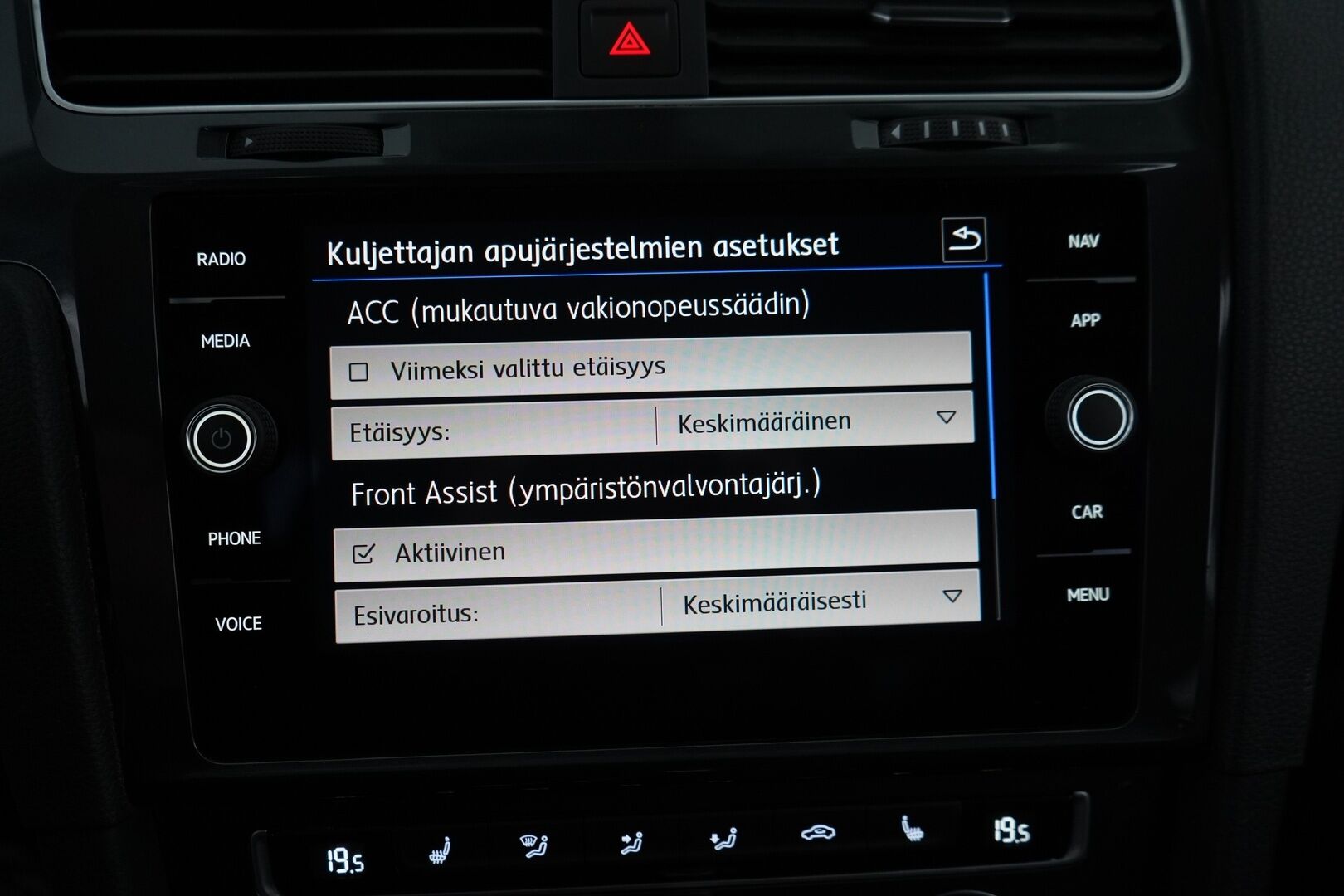 Volkswagen Golf 2019 Variant Alltrack 2,0 TDI SCR 110 kW (150 hv) 4MOTION DSG-automaatti - ACC | Webasto | Digimittaristo | Koukku | Peruutuskamera | Kahdet renkaat vanteineen | Viimeisin huolto 8/26
