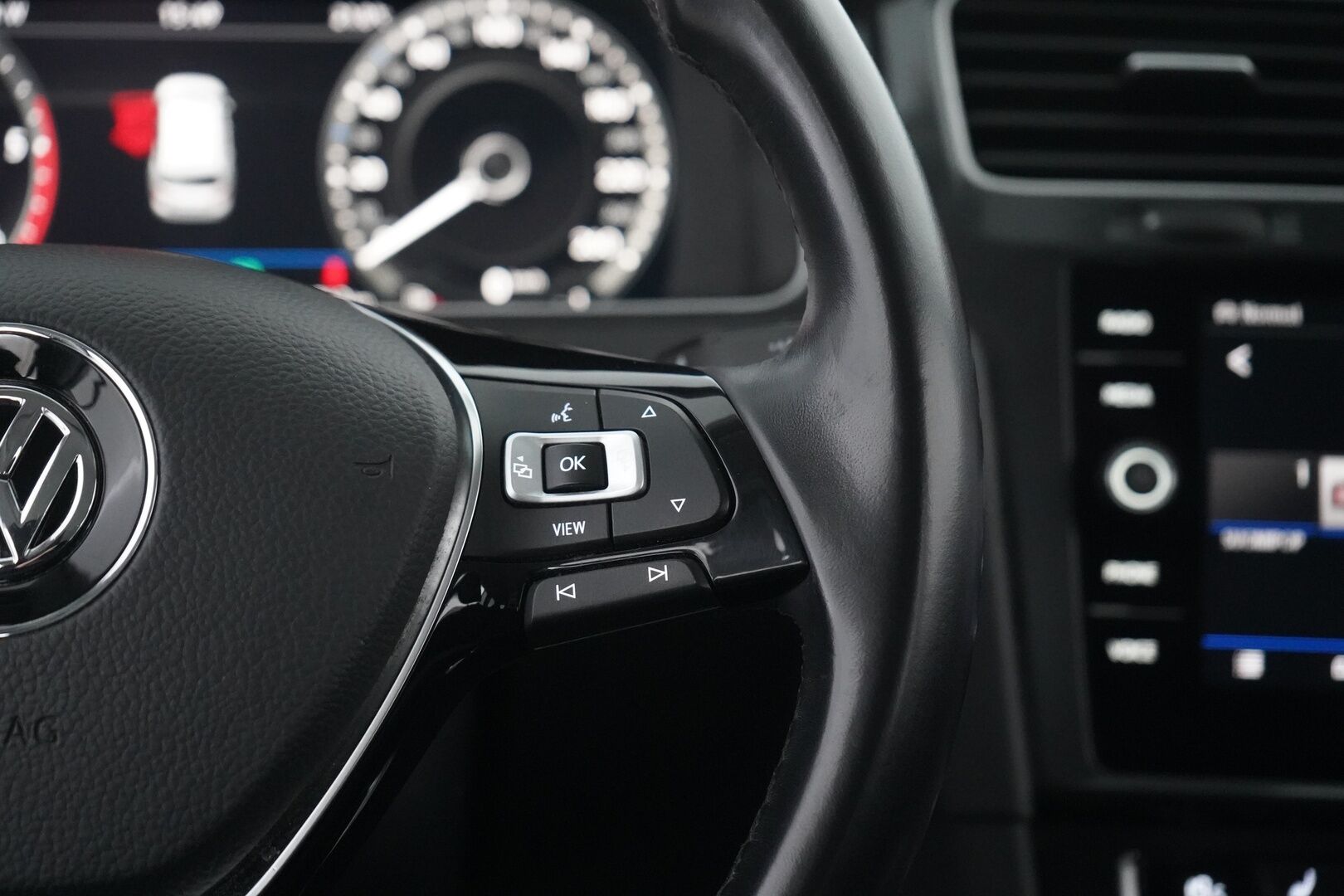 Volkswagen Golf 2019 Variant Alltrack 2,0 TDI SCR 110 kW (150 hv) 4MOTION DSG-automaatti - ACC | Webasto | Digimittaristo | Koukku | Peruutuskamera | Kahdet renkaat vanteineen | Viimeisin huolto 8/26