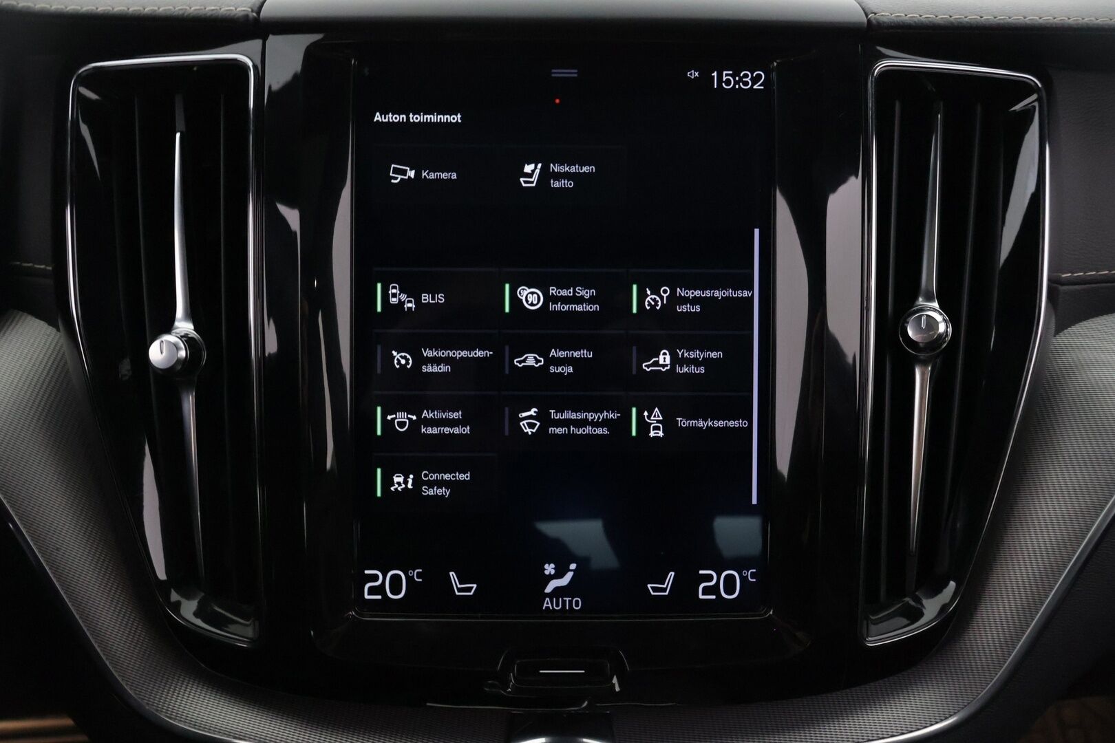 Volvo XC60 2019 T8 AWD Business R-Design aut *Ilmajouset/ R-Design / Nahka-alcantara / Panoraama / Suomi-auto* - *Huippu siisti! / Merkkihuollettu / Suomi-auto*