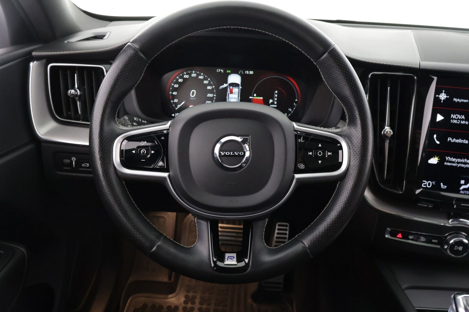 Volvo XC60 2019 T8 AWD Business R-Design aut *Ilmajouset/ R-Design / Nahka-alcantara / Panoraama / Suomi-auto* - *Huippu siisti! / Merkkihuollettu / Suomi-auto*