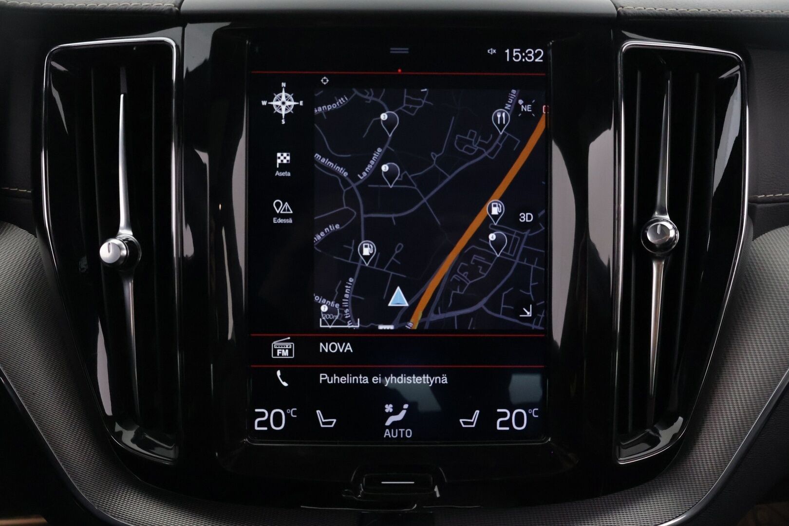 Volvo XC60 2019 T8 AWD Business R-Design aut *Ilmajouset/ R-Design / Nahka-alcantara / Panoraama / Suomi-auto* - *Huippu siisti! / Merkkihuollettu / Suomi-auto*