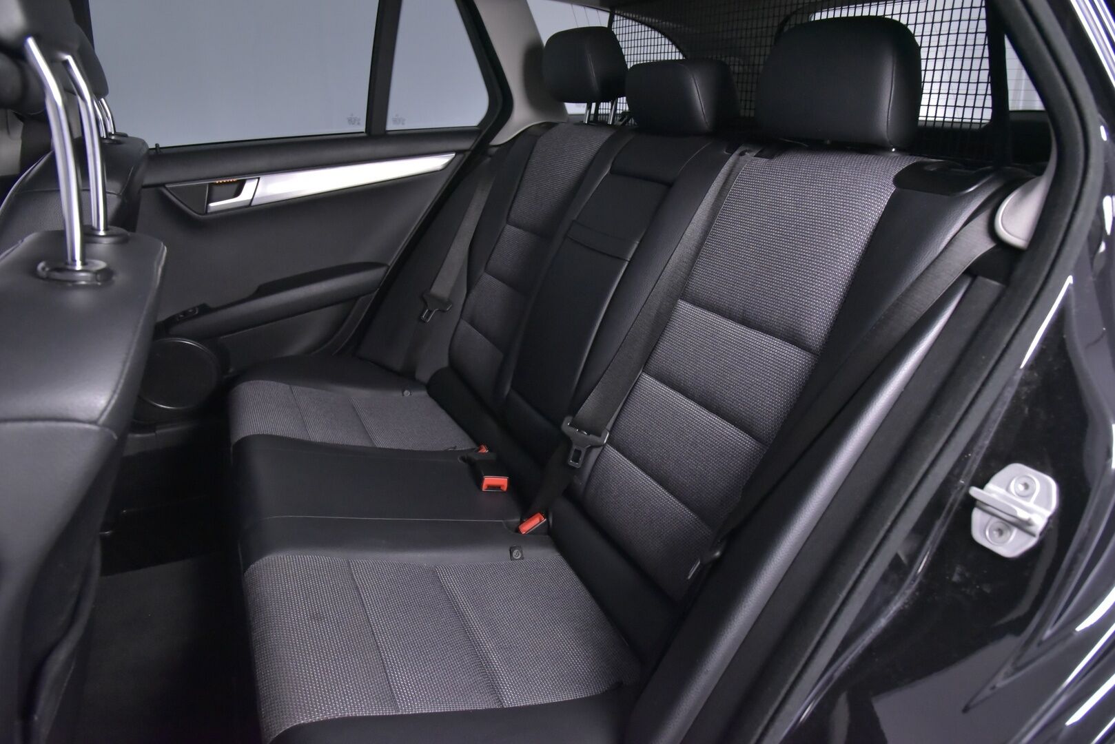 Mercedes-Benz C 2011 220 CDI BE T A * Puolinahat / Vakkari / Koukku / Juuri tullut! *