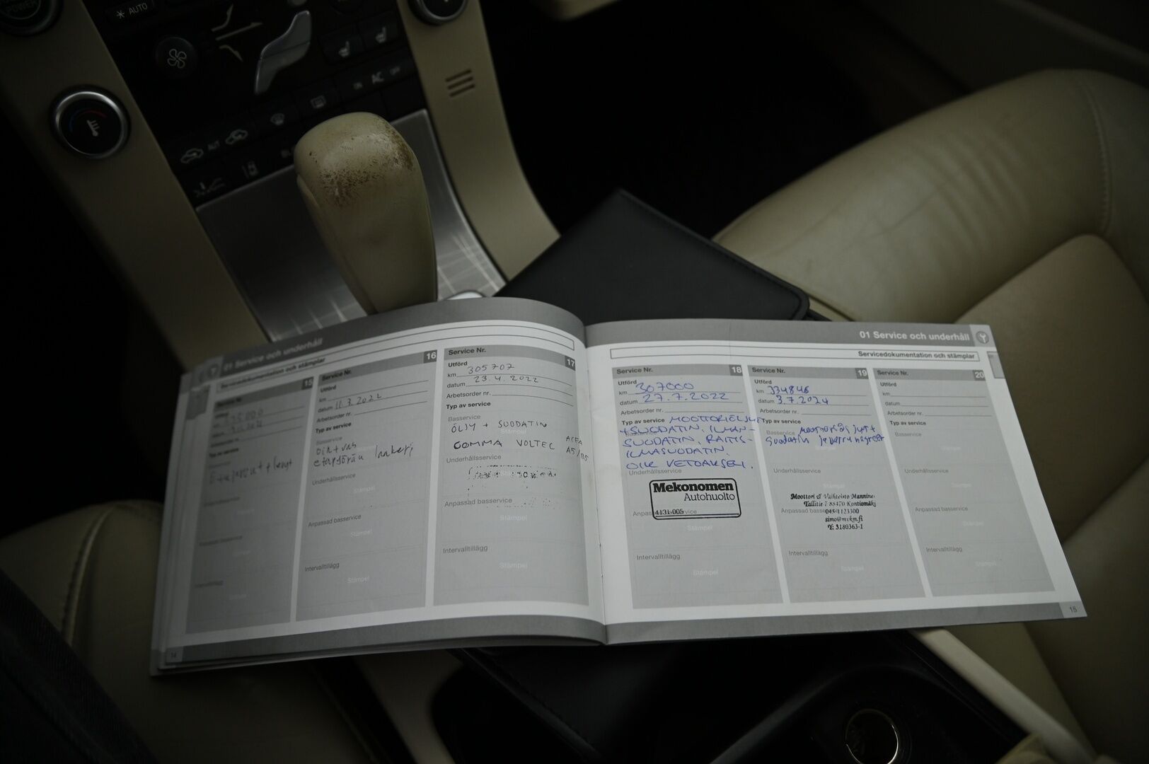 Volvo XC70 2009 2,4D Summum aut *Myydään vain huutokaupat.com*