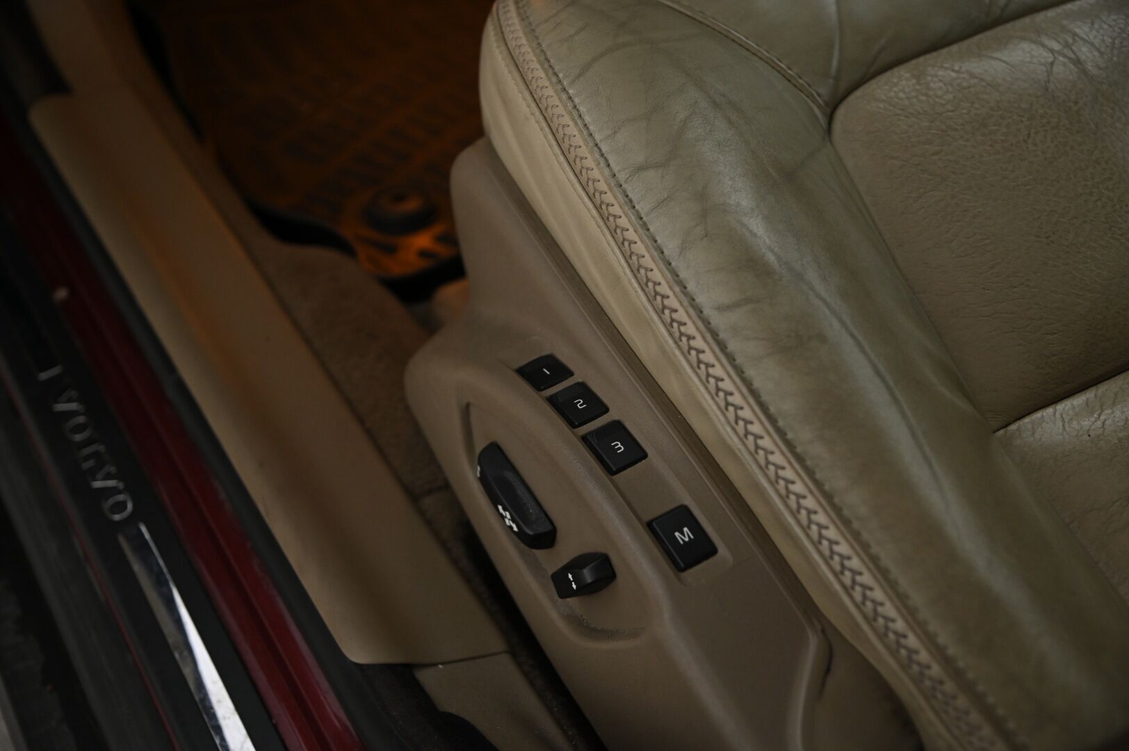 Volvo XC70 2009 2,4D Summum aut *Myydään vain huutokaupat.com*