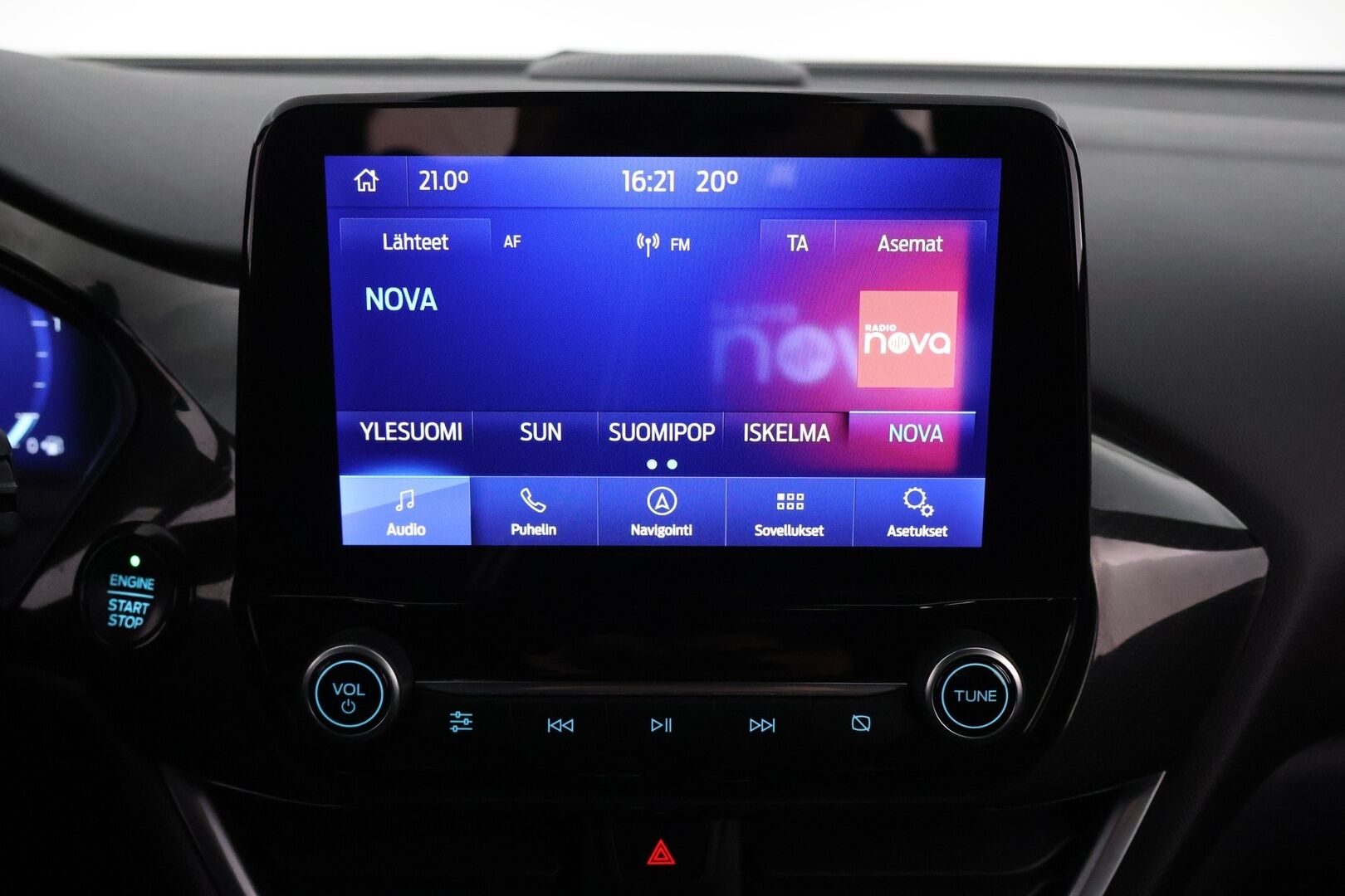 Ford Puma 2020 1,0 EcoBoost Hybrid (mHEV) 125hv M6 ST-Line 5-ovinen - Vetokoukku | LED | Lohkolämmitin | Suomi-auto | P-tutka 