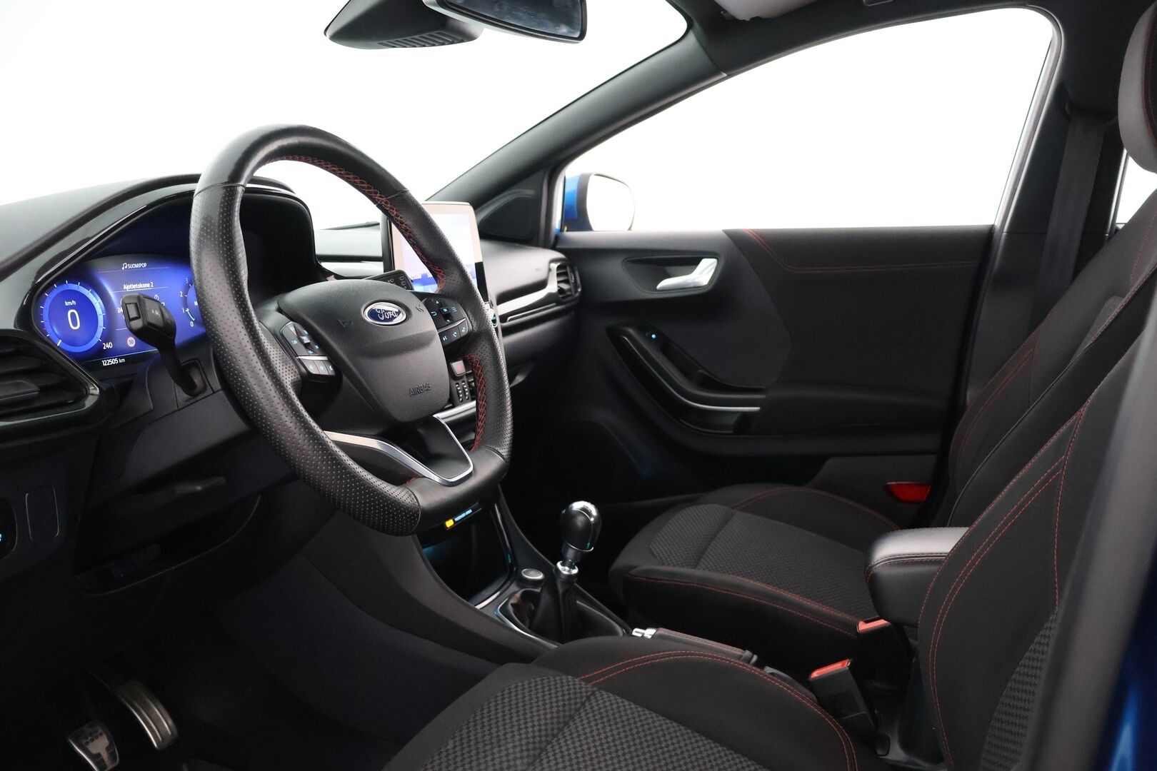 Ford Puma 2020 1,0 EcoBoost Hybrid (mHEV) 125hv M6 ST-Line 5-ovinen - Vetokoukku | LED | Lohkolämmitin | Suomi-auto | P-tutka 