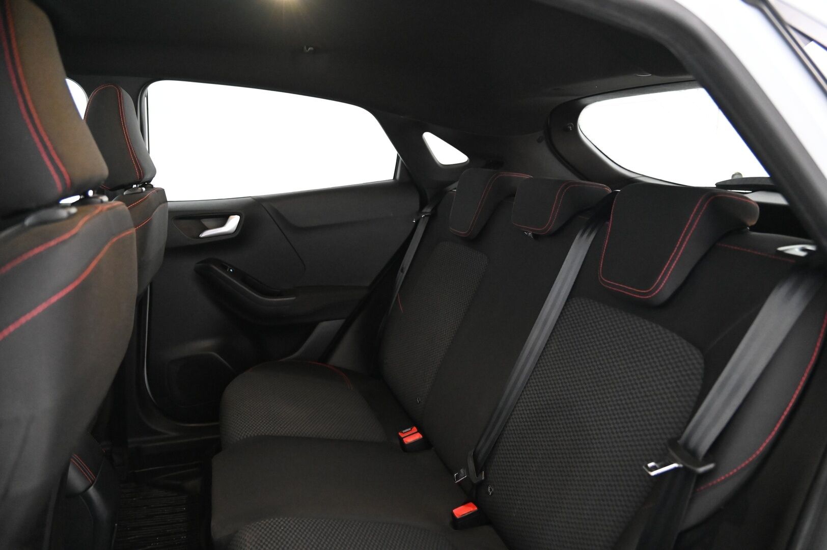 Ford Puma 2020 1,0 EcoBoost Hybrid (mHEV) 125hv M6 ST-Line *Vakkari / Ratinlämmitin /Navi / Tutkat*