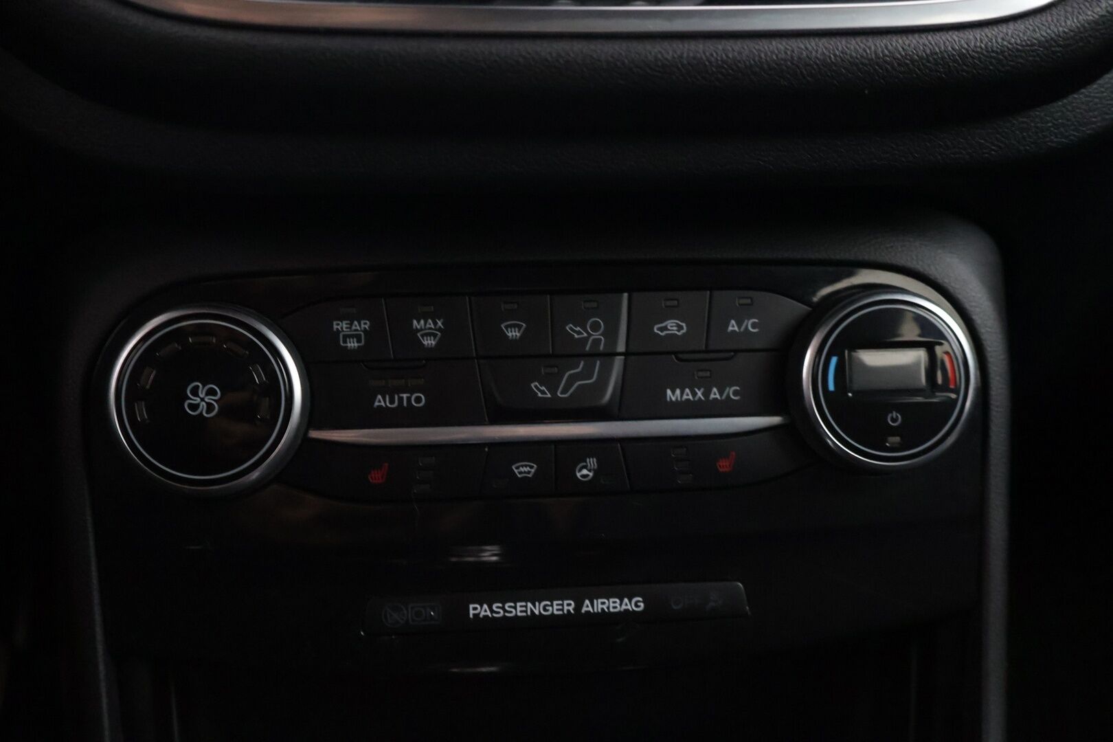 Ford Puma 2020 1,0 EcoBoost Hybrid (mHEV) 155hv M6 ST-Line *Suomiauto / Lämm. tuulilasi / Tutkat takana / Bluetooth / Vakkari * - Tehokkaampi 155hv malli! / Viimeisin huolto 3/2026 / 2x renkaat - HULLUT AVAJAISHULINAT KORKOTARJOUS 3,29 %