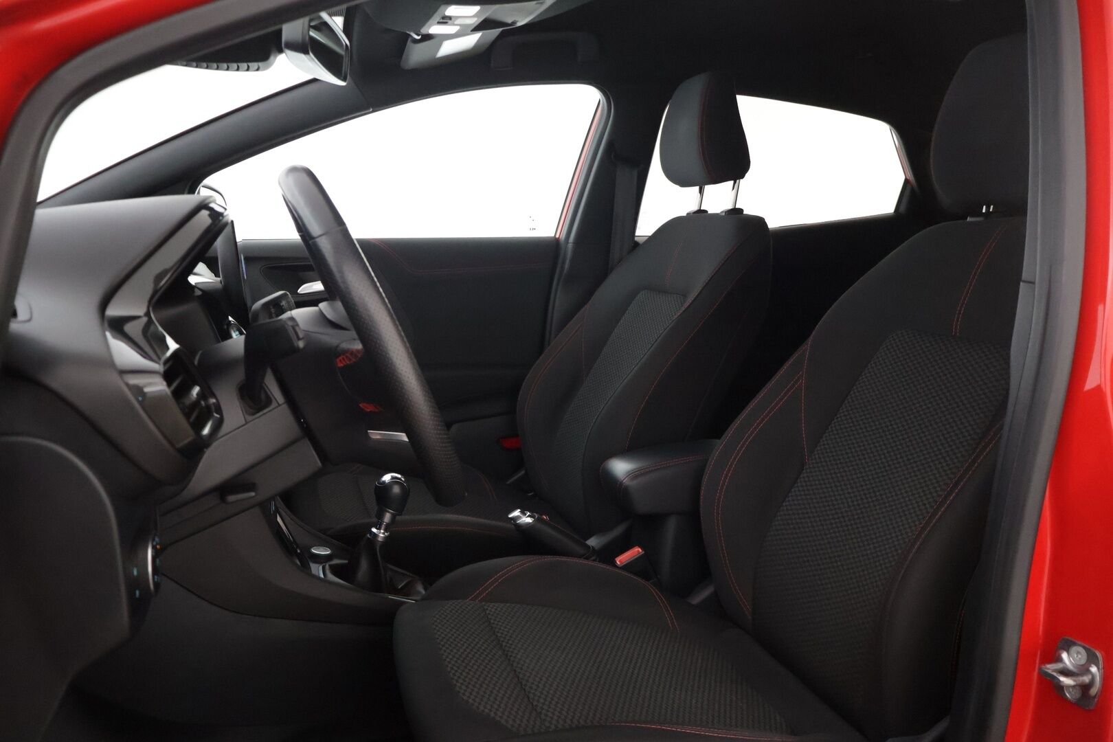 Ford Puma 2020 1,0 EcoBoost Hybrid (mHEV) 155hv M6 ST-Line *Suomiauto / Lämm. tuulilasi / Tutkat takana / Bluetooth / Vakkari * - Tehokkaampi 155hv malli! / Viimeisin huolto 3/2026 / 2x renkaat - HULLUT AVAJAISHULINAT KORKOTARJOUS 3,29 %