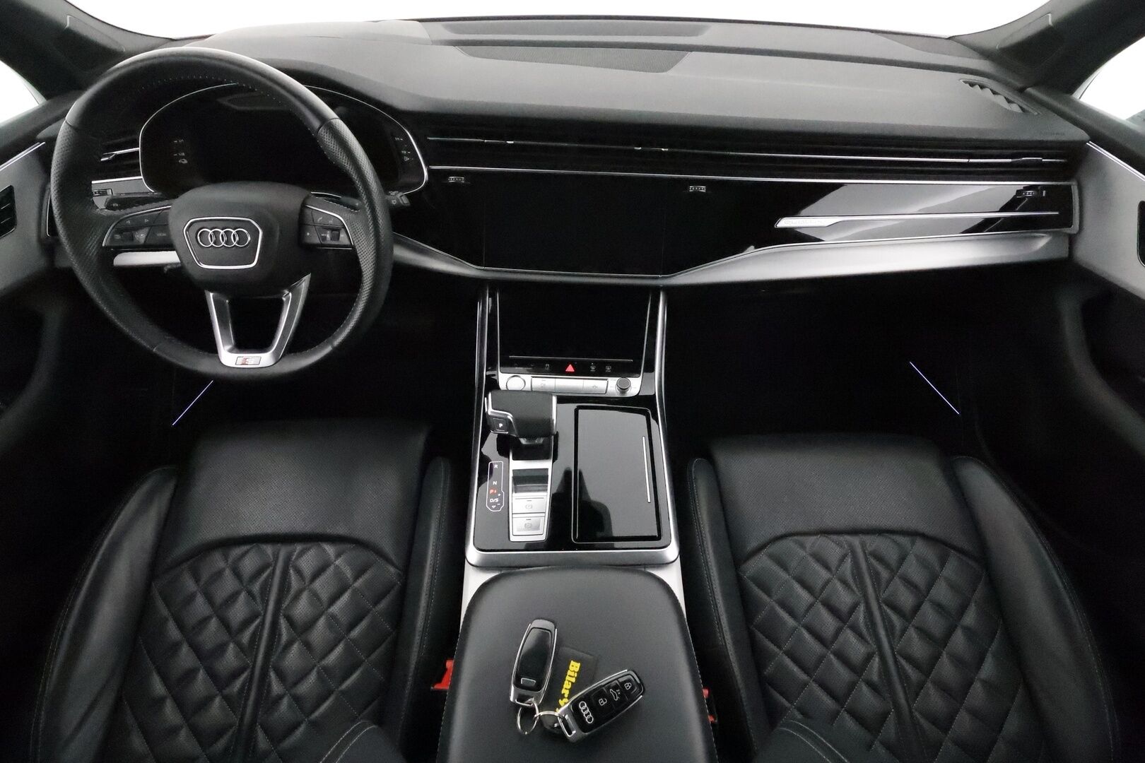 Audi Q7 2020 Business S line 60 TFSI e quattro tiptronic **HUD / Bose / Imuovet / HD matrix / Adapt.vakkari / Timanttinahat / Koukku** - 2,99 % KORKOTARJOUS TÄHÄN AUTOON - Black Optic - paketti / Ilma-alusta / Night vision / 360 Kamera / Apple&Android / Keyless 