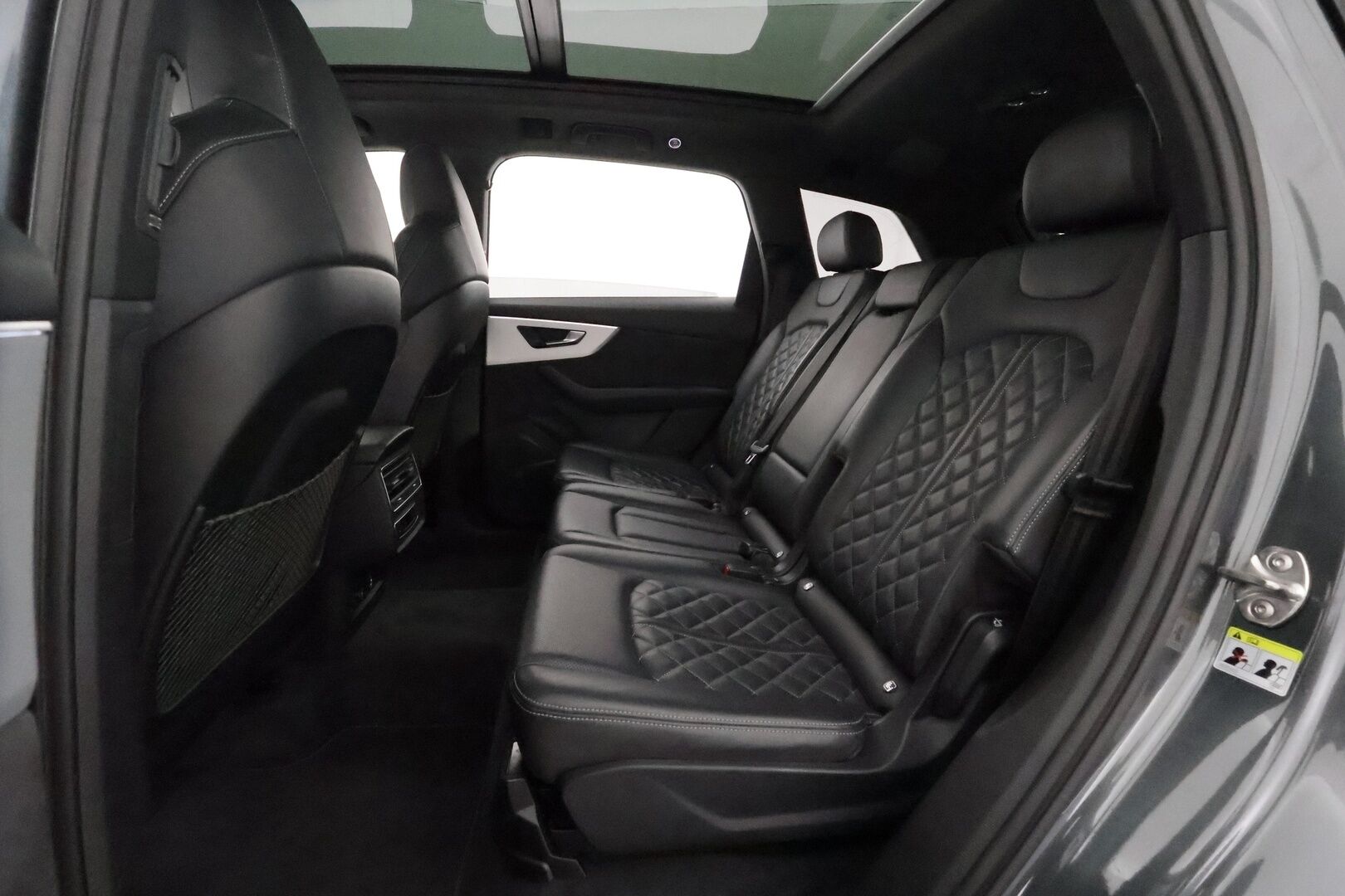 Audi Q7 2020 Business S line 60 TFSI e quattro tiptronic **HUD / Bose / Imuovet / HD matrix / Adapt.vakkari / Timanttinahat / Koukku** - 2,99 % KORKOTARJOUS TÄHÄN AUTOON - Black Optic - paketti / Ilma-alusta / Night vision / 360 Kamera / Apple&Android / Keyless 