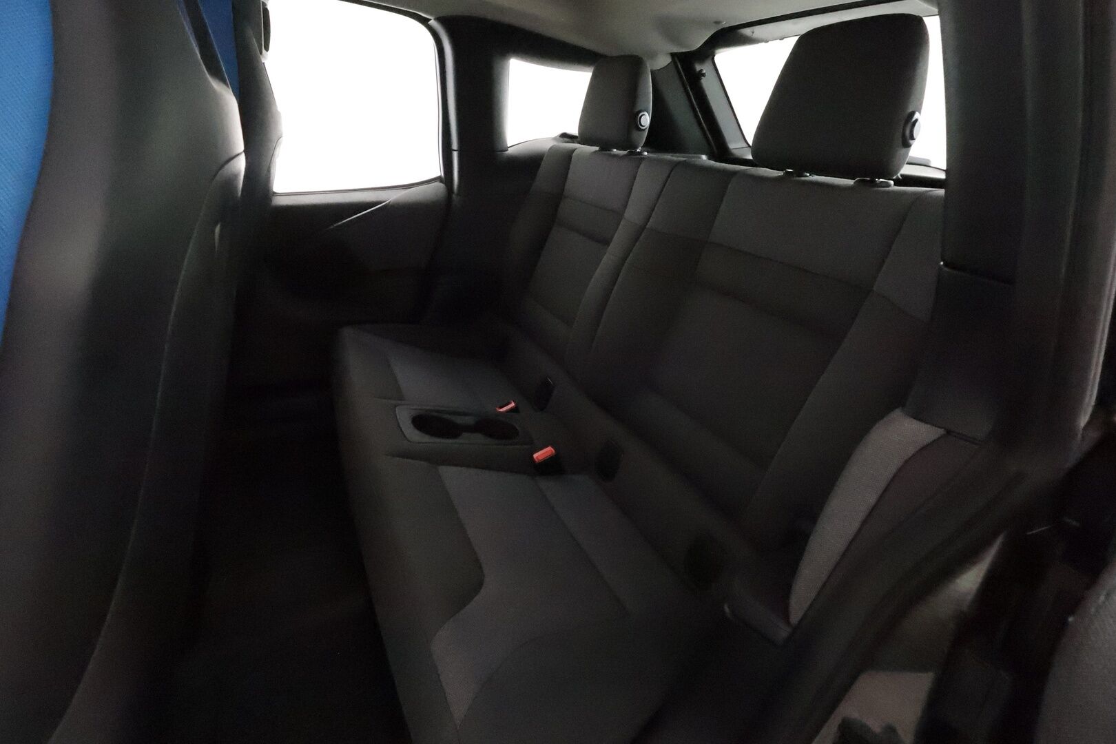 BMW i3 2017 94Ah REX **H&K / Vakkari / Kahdet renkaat / TULOSSA