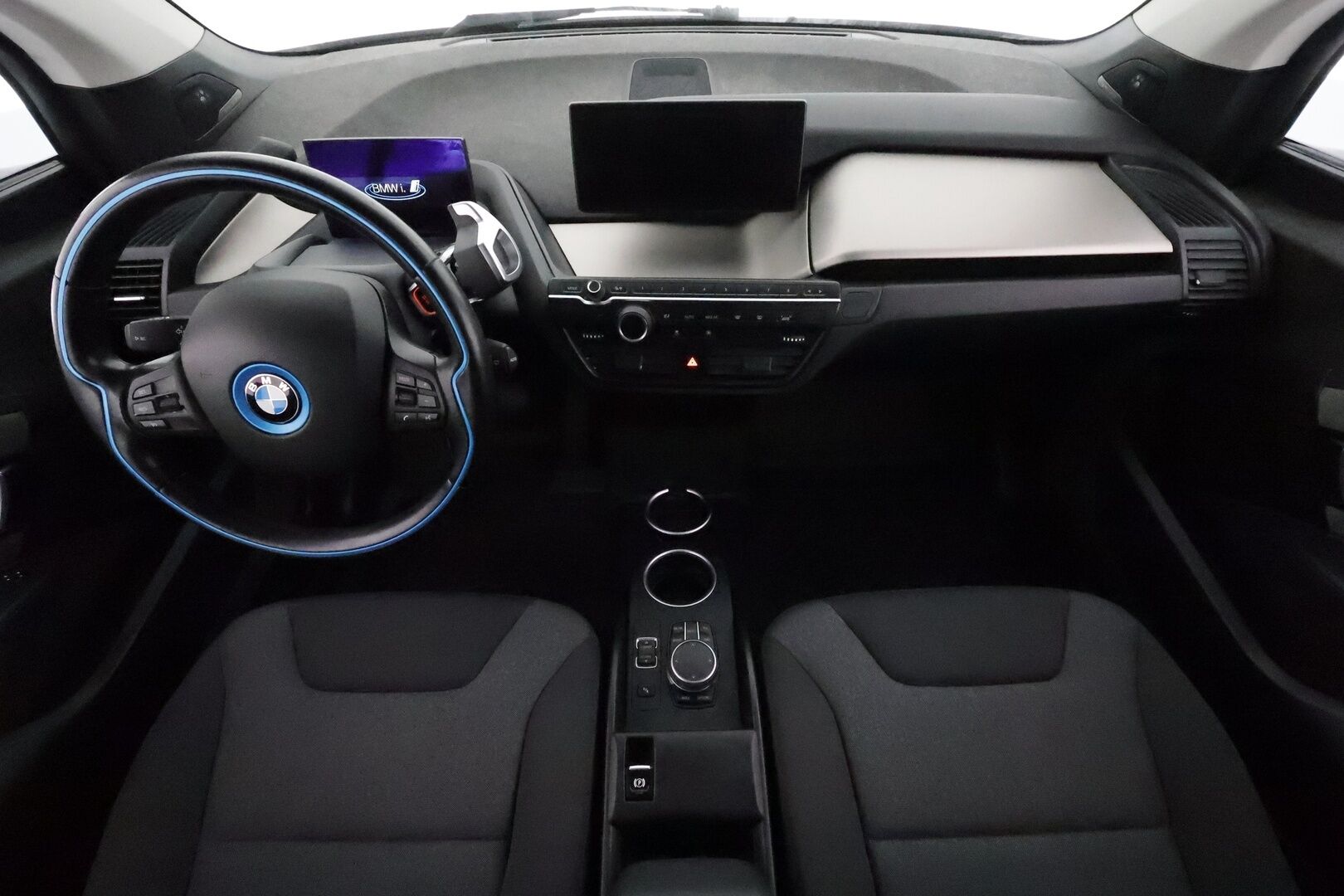 BMW i3 2017 94Ah REX **H&K / Vakkari / Kahdet renkaat / TULOSSA