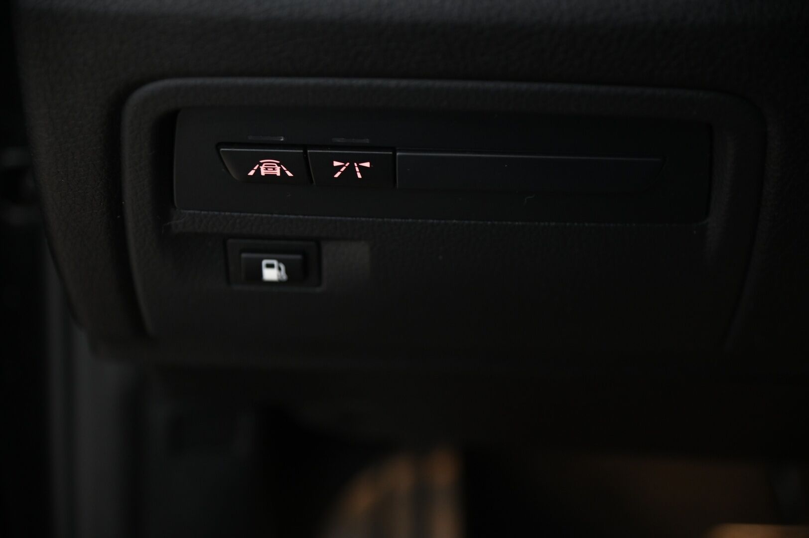 BMW 330 2016 F30 Sedan 330e A Business M-Sport*Adapt.vakkari / Hifit / Proff.navi / LED* - *2x renkaat&vanteet!*