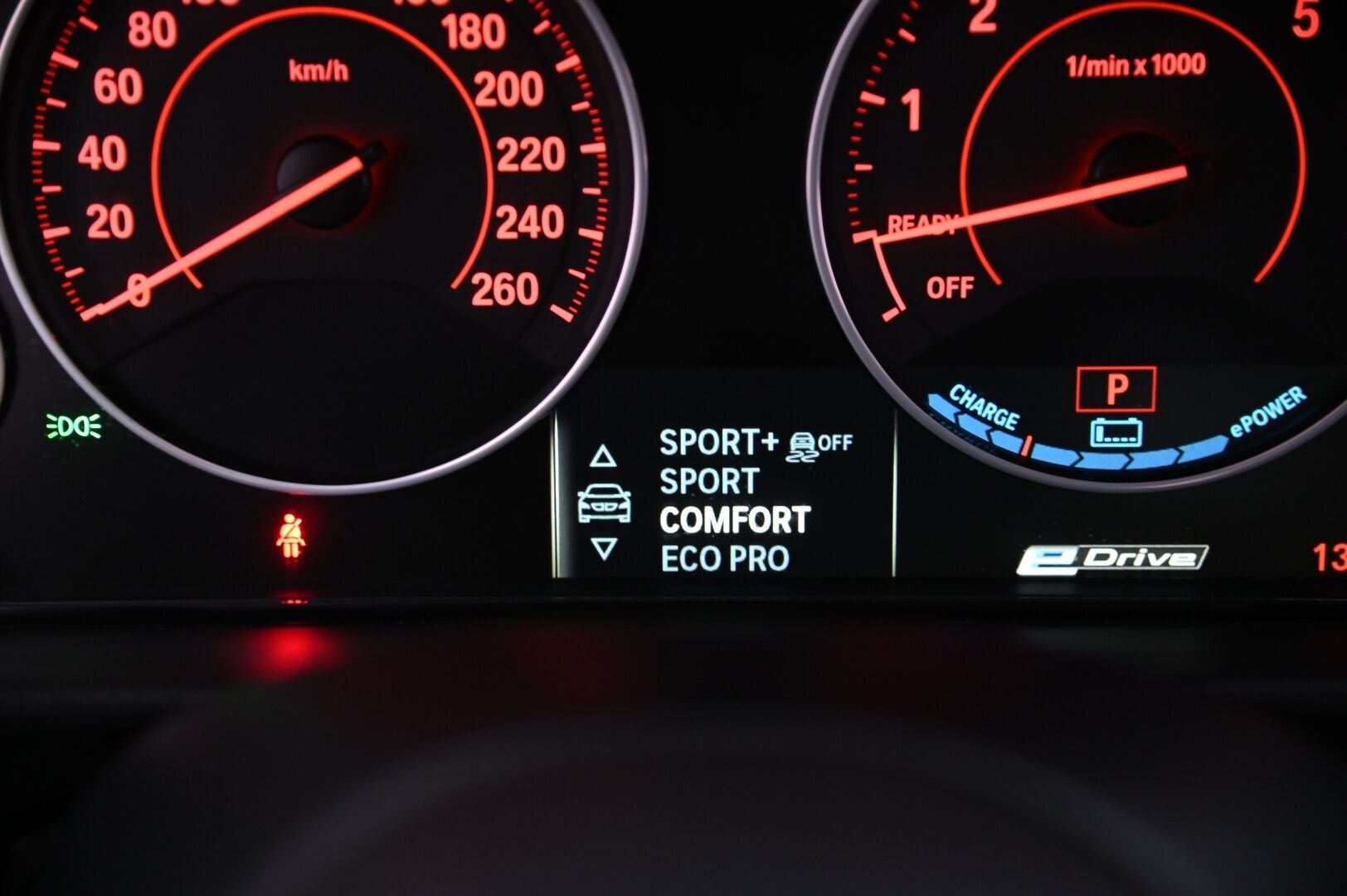 BMW 330 2016 F30 Sedan 330e A Business M-Sport*Adapt.vakkari / Hifit / Proff.navi / LED* - *2x renkaat&vanteet!*