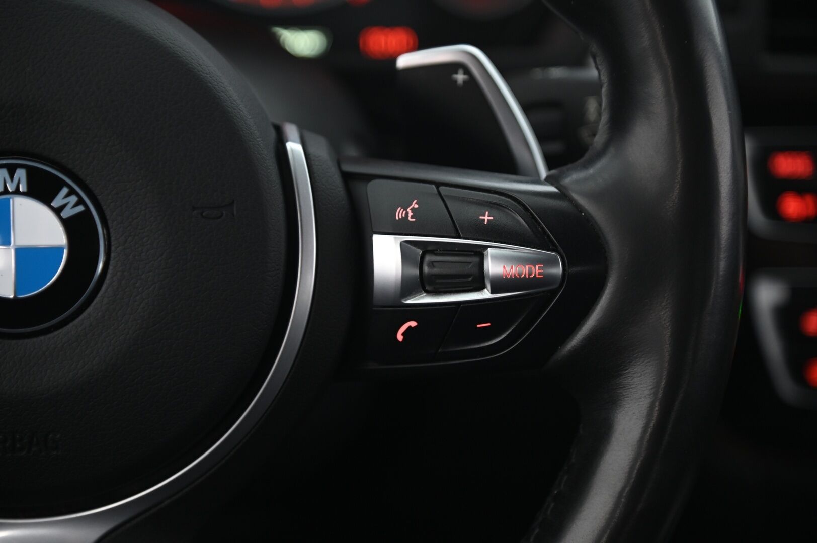 BMW 330 2016 F30 Sedan 330e A Business M-Sport*Adapt.vakkari / Hifit / Proff.navi / LED* - *2x renkaat&vanteet!*