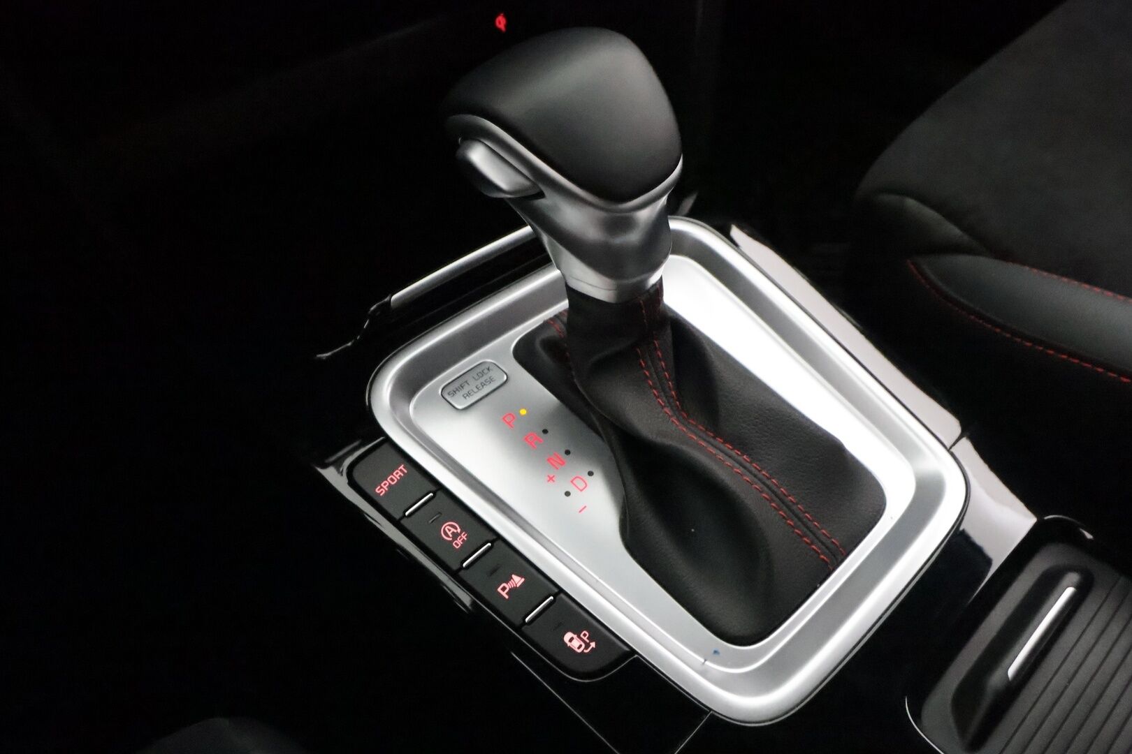 Kia ProCeed 2021 1,6 T-GDI ISG 204hv GT Business Premium SB DCT A/T - | ACC | Muistipenkki | JBL | Nahka-alcantara | P.kamera | LFA | BSM | Navi | Keyless | Sähk. takaluukku | Lämm. ratti | Lämm. tuulilasi | 2x renkaat aluin | 