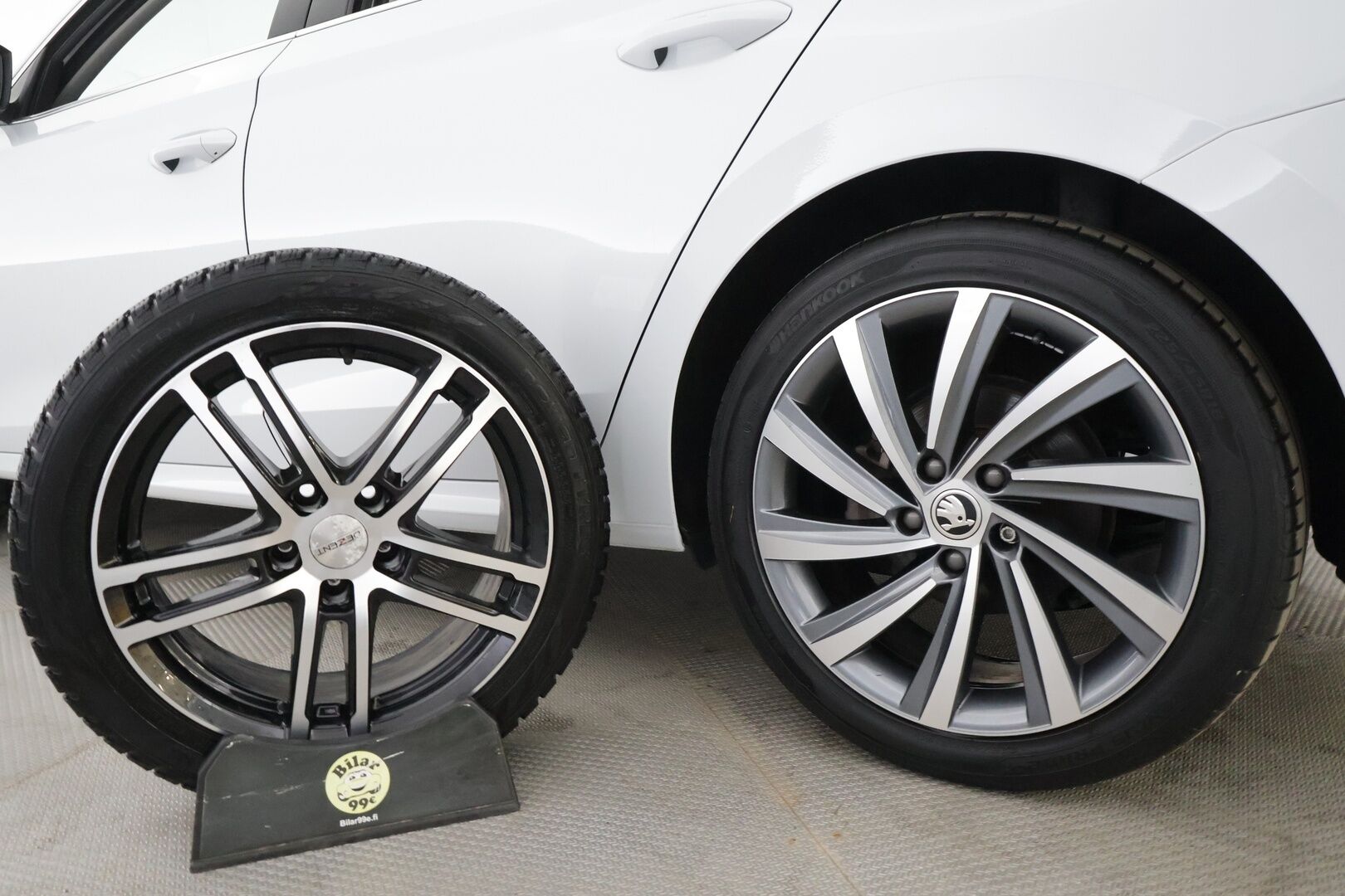 Skoda Octavia 2021 Combi 1,4 TSI PHEV Style iV DSG Autom. - | ACC | Webasto | Ilm. sähkönahat muistilla ja hieronnalla | Matrix | P.kamera | Travel Assist | Side Assist | Keyless | 1-om suomiauto | Merkkihuollettu |