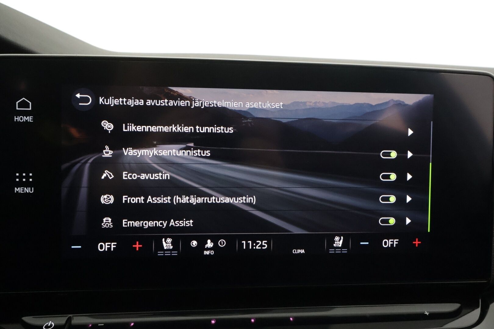Skoda Octavia 2021 Combi 1,4 TSI PHEV Style iV DSG Autom. - | ACC | Webasto | Ilm. sähkönahat muistilla ja hieronnalla | Matrix | P.kamera | Travel Assist | Side Assist | Keyless | 1-om suomiauto | Merkkihuollettu |
