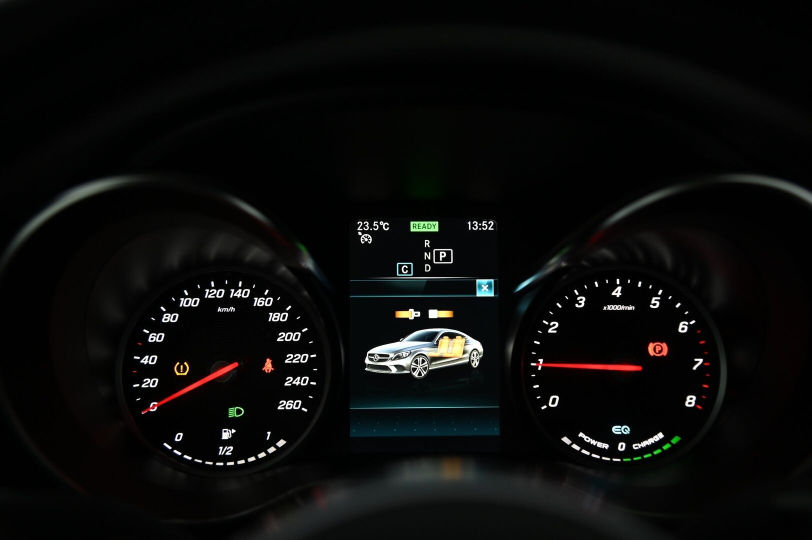 Mercedes-Benz C 2021 200 4MATIC Coupé A AMG *Suomi-auto / P.Kamera / Lohko / LED High Perfomance / CarPlay* - Sporttipenkit / Kahdet renkaat ja vanteet