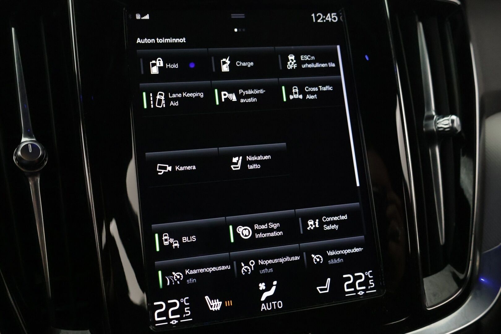 Volvo V60 2021 T8 TwE AWD Business R-Design aut ** ACC / Webasto / Bowers & Wilkins / BLIS / Digimittaristo / P-Kamera / LED / Muistipenkit* - 1.Om / Suomi-auto / Merkkihuollettu / 2 renkaat / Penkinlämmittimet edessä ja takana* - HULLUT JOULUT KORKOTARJOUS 2,49% 