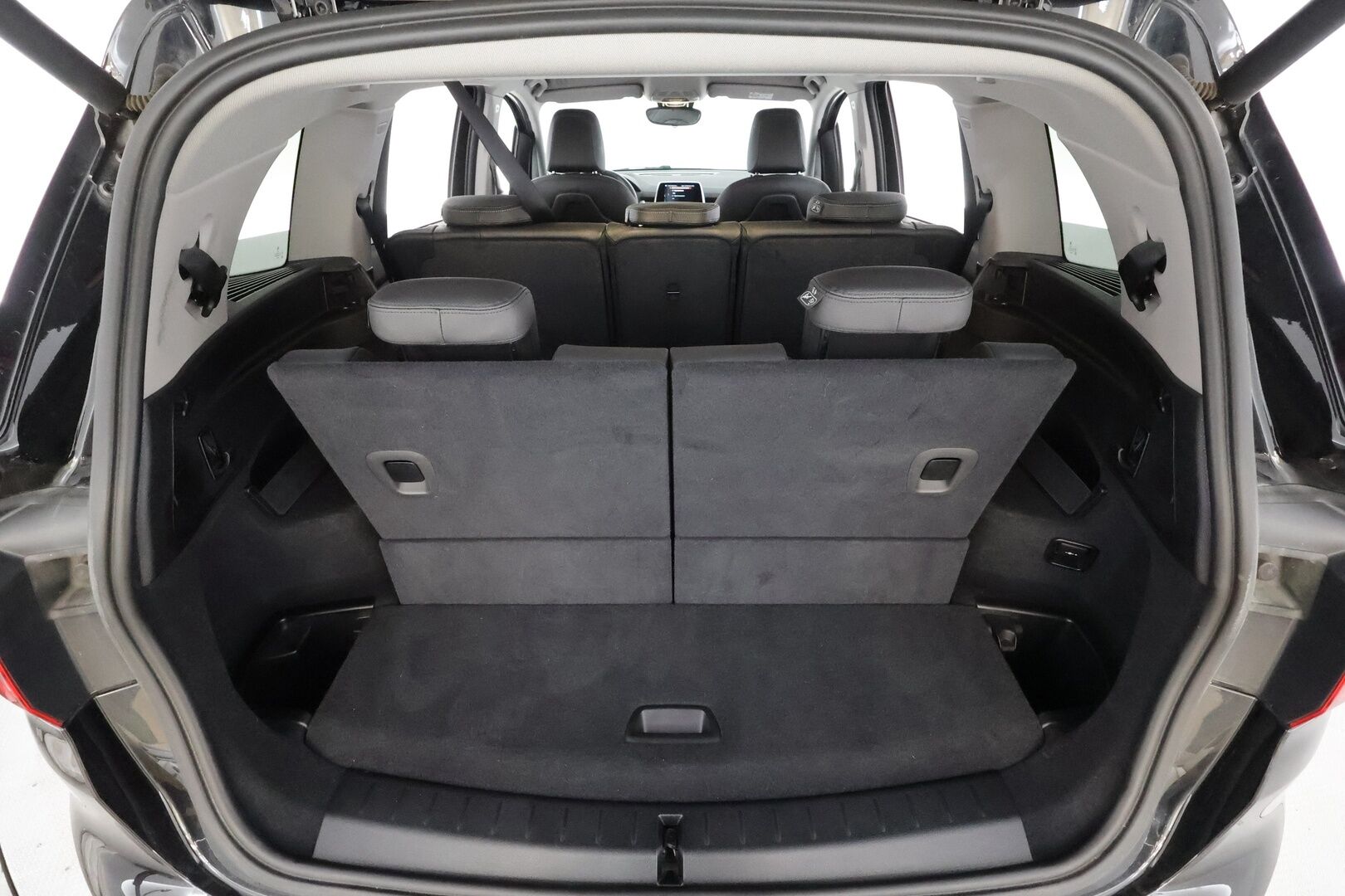 BMW 218 2022 F46 Gran Tourer 218i A Business Luxury 7-P - | Sisätilanlämmitin | LED | P.Kamera | Vakkari | Nahkaverhoilu | Comfort Access |