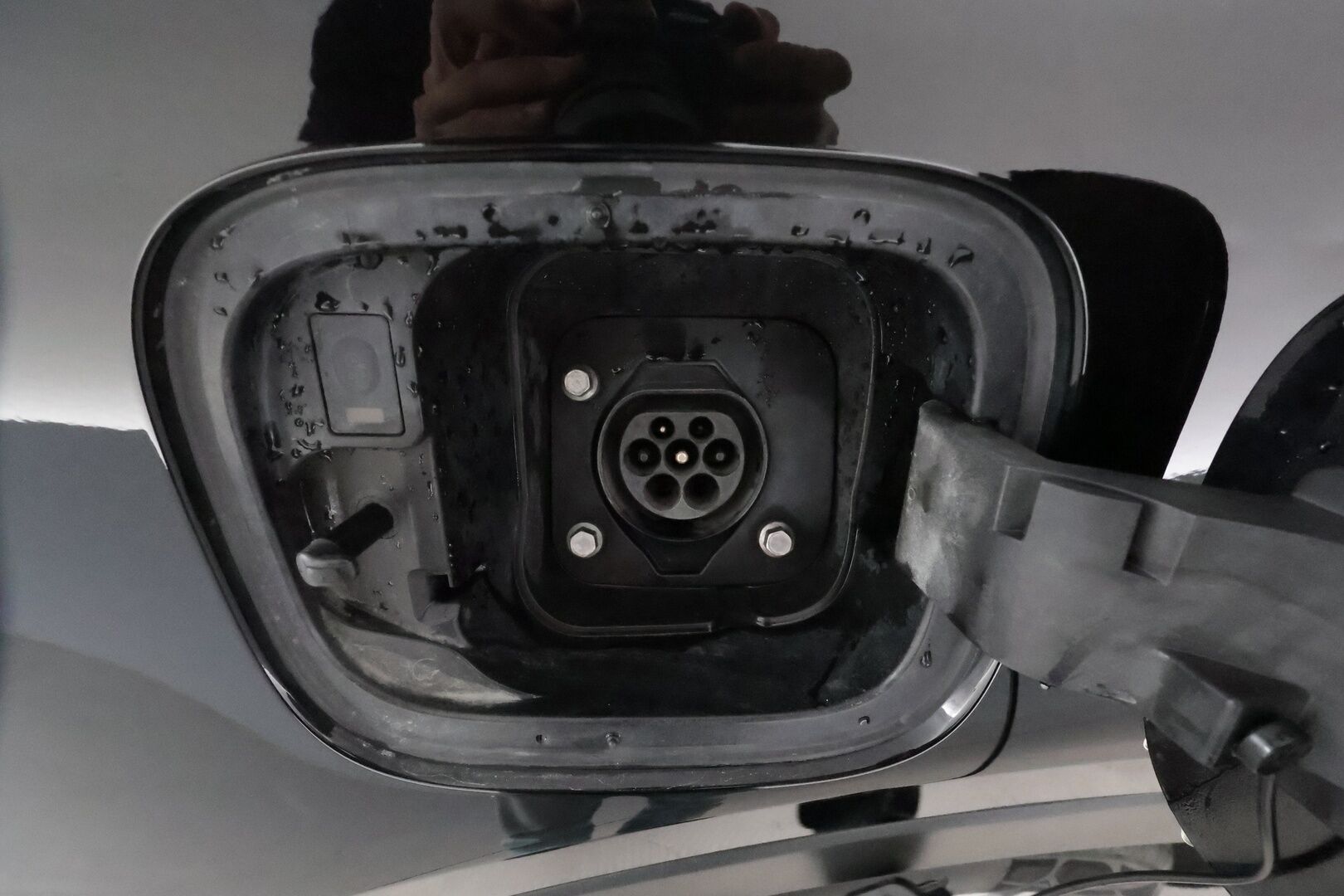 Kia Sorento 2021 1,6 T-GDI Plug-in Hybrid AWD Business Luxury AT 5P ** HUD / 360° / Adapt.Vakkari / Koukku / Bose / Muistipenkki ** - 3,99 % KORKOTARJOUS TÄHÄN AUTOON - Suomi-auto / 2x Renkaat / Akku Kuntotarkistettu!