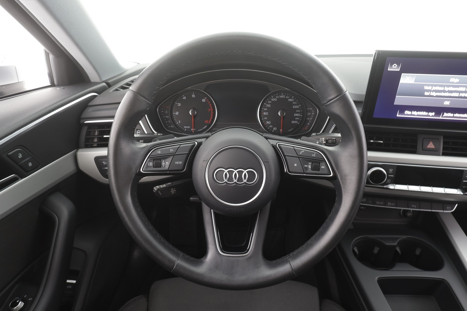 Audi A4 2021 Avant Business 35 TFSI 110kW MHEV S tronic - | Matrix-LED | Koukku | Webasto | Sporttipenkit | Sähköpenkit | P.kamera | 1-om. Suomi-auto | 
